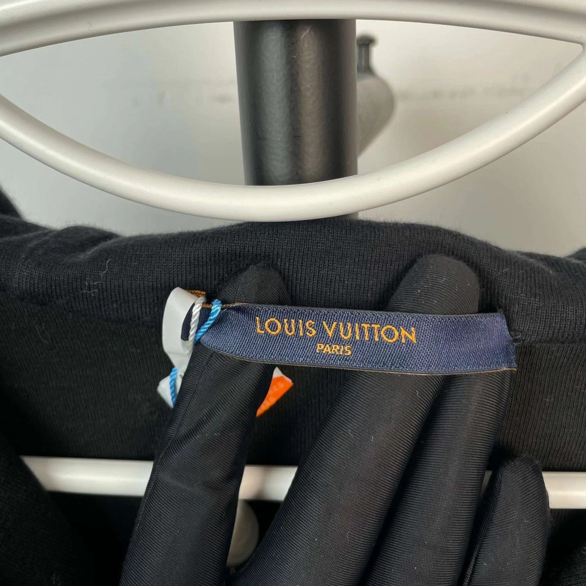 Louis Vuitton LV allover black green gradient hooded cardigan S Size US S / EU 44-46 / 1 - 4 Thumbnail