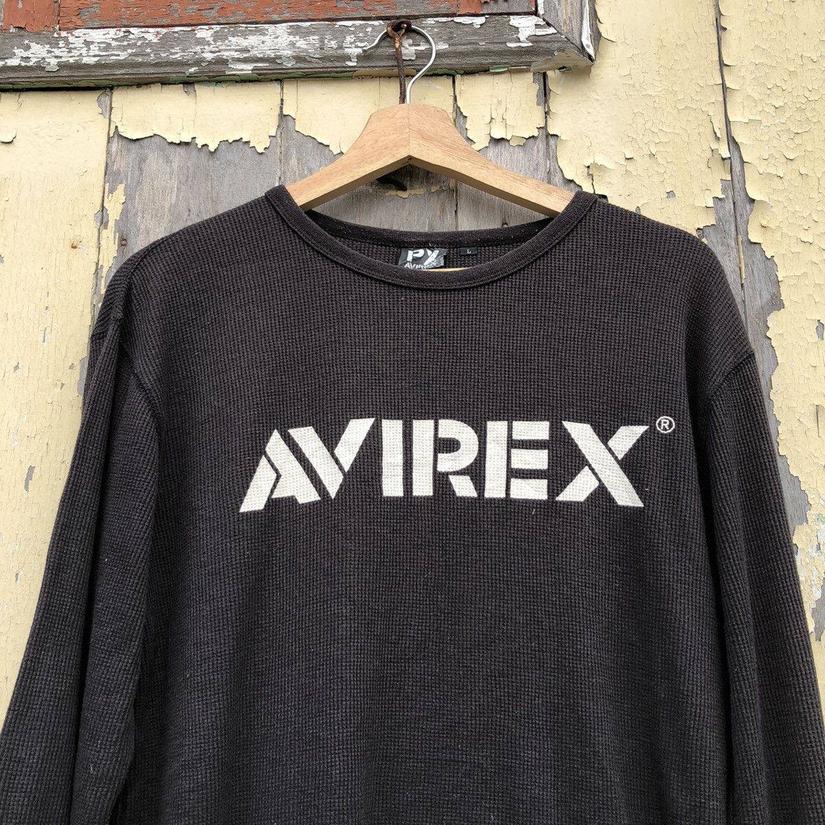Avirex Vintage y2k Avirex Shark Hunters Long Sleeve Tshirt Size US L / EU 52-54 / 3 - 3 Thumbnail