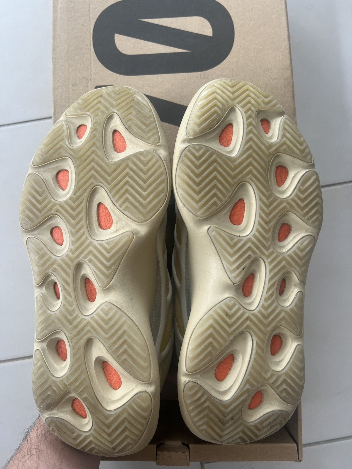 Adidas × Kanye West Adidas Yeezy 700 v3 Safflower Size US 9 / EU 42 - 5 Thumbnail