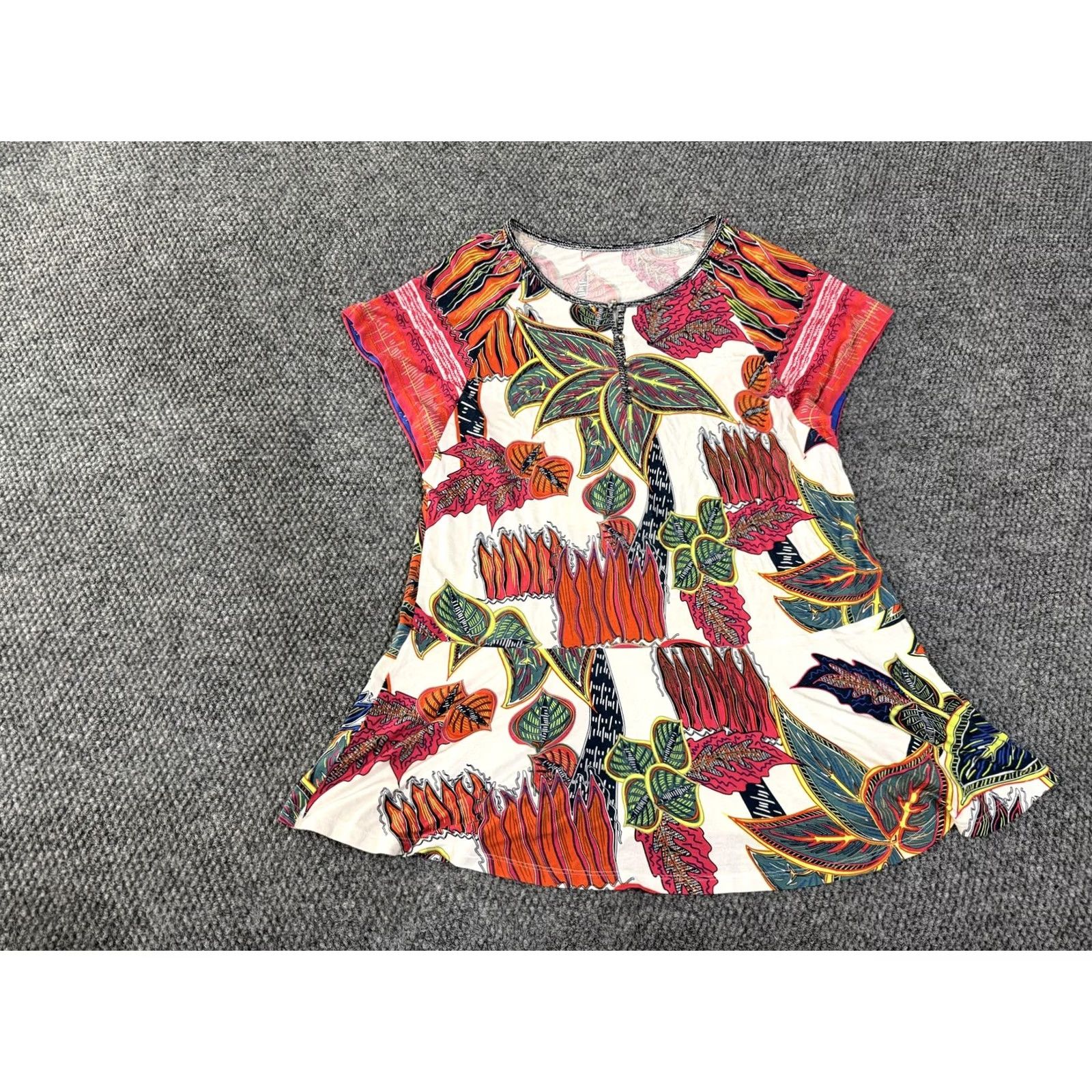 Soft Surroundings Soft Surroundings Blouse Womens M Multicolor Floral Scoop Neck Short Sleeve Tunic Top Shirt Adult Ladies Casual Summer Women’s Modern Fitted? Size M / US 6-8 / IT 42-44 - 2 Thumbnail