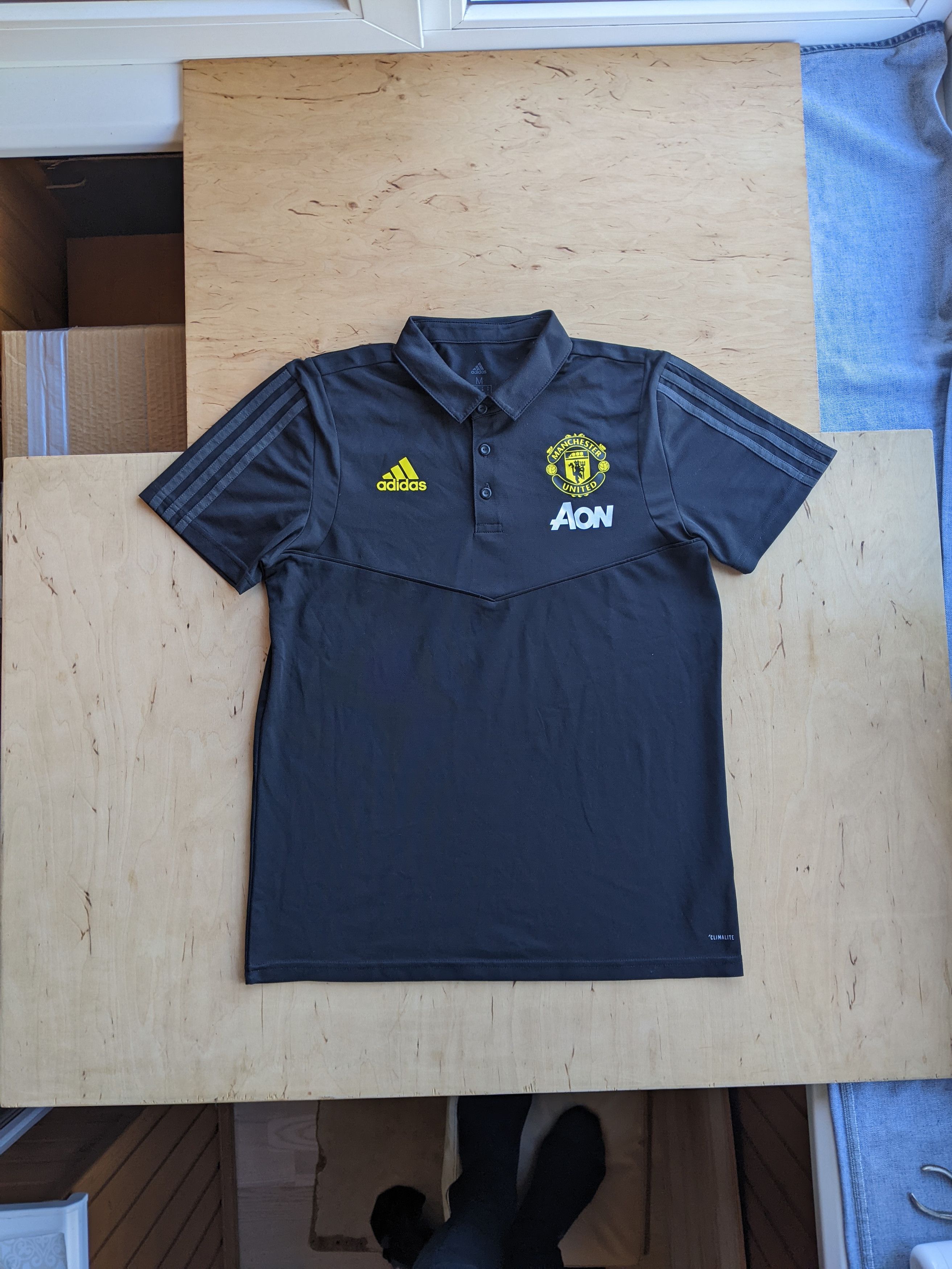 Adidas Adidas Manchester United Soccer Jersey Football Tshirt Aon Size US M / EU 48-50 / 2 - 2 Thumbnail