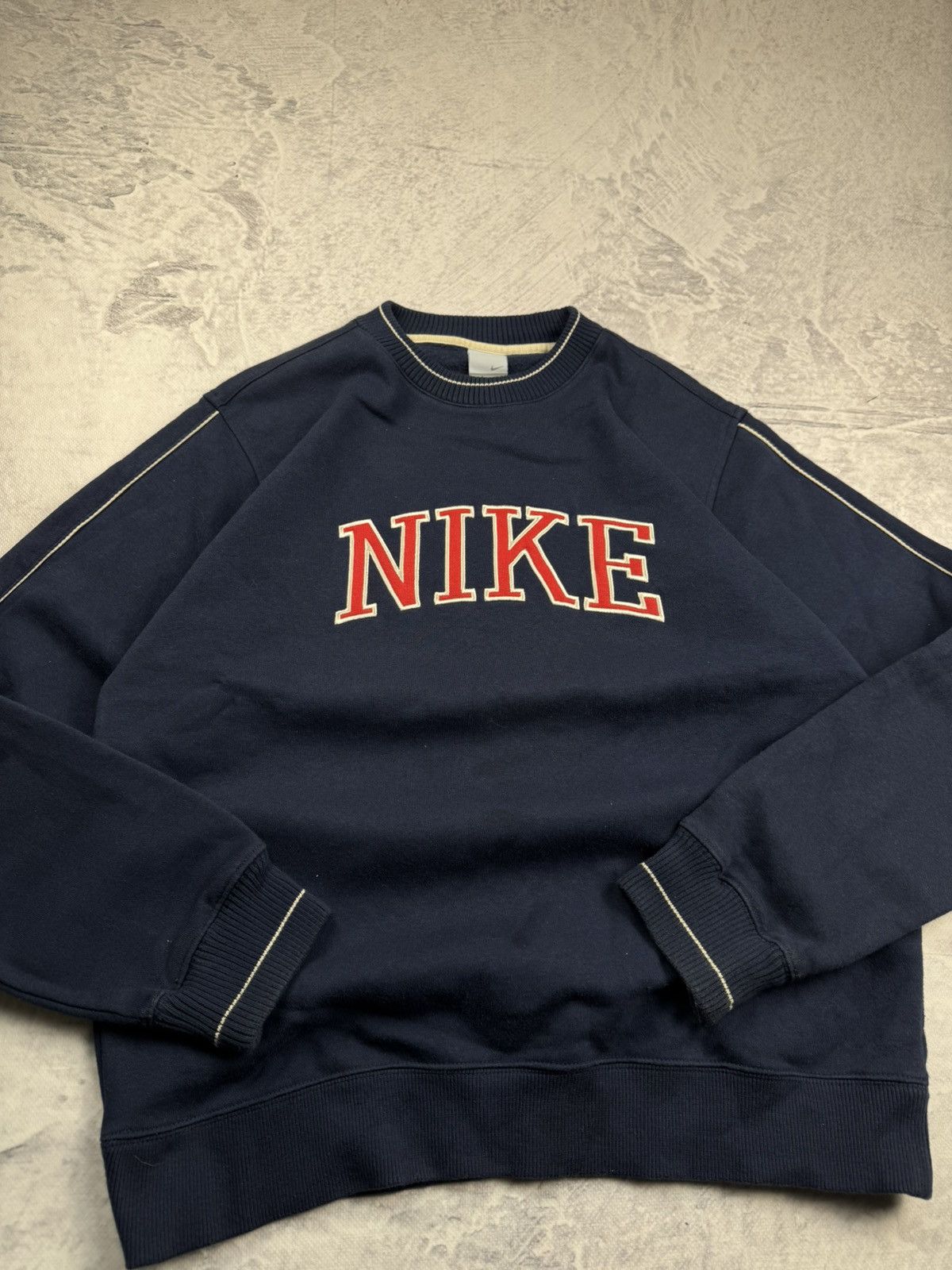 Nike × Vintage NIKE VINTAGE CENTER LOGO OVERSIZE BOXY SWEATSHIRT Size US M / EU 48-50 / 2 - 4 Thumbnail