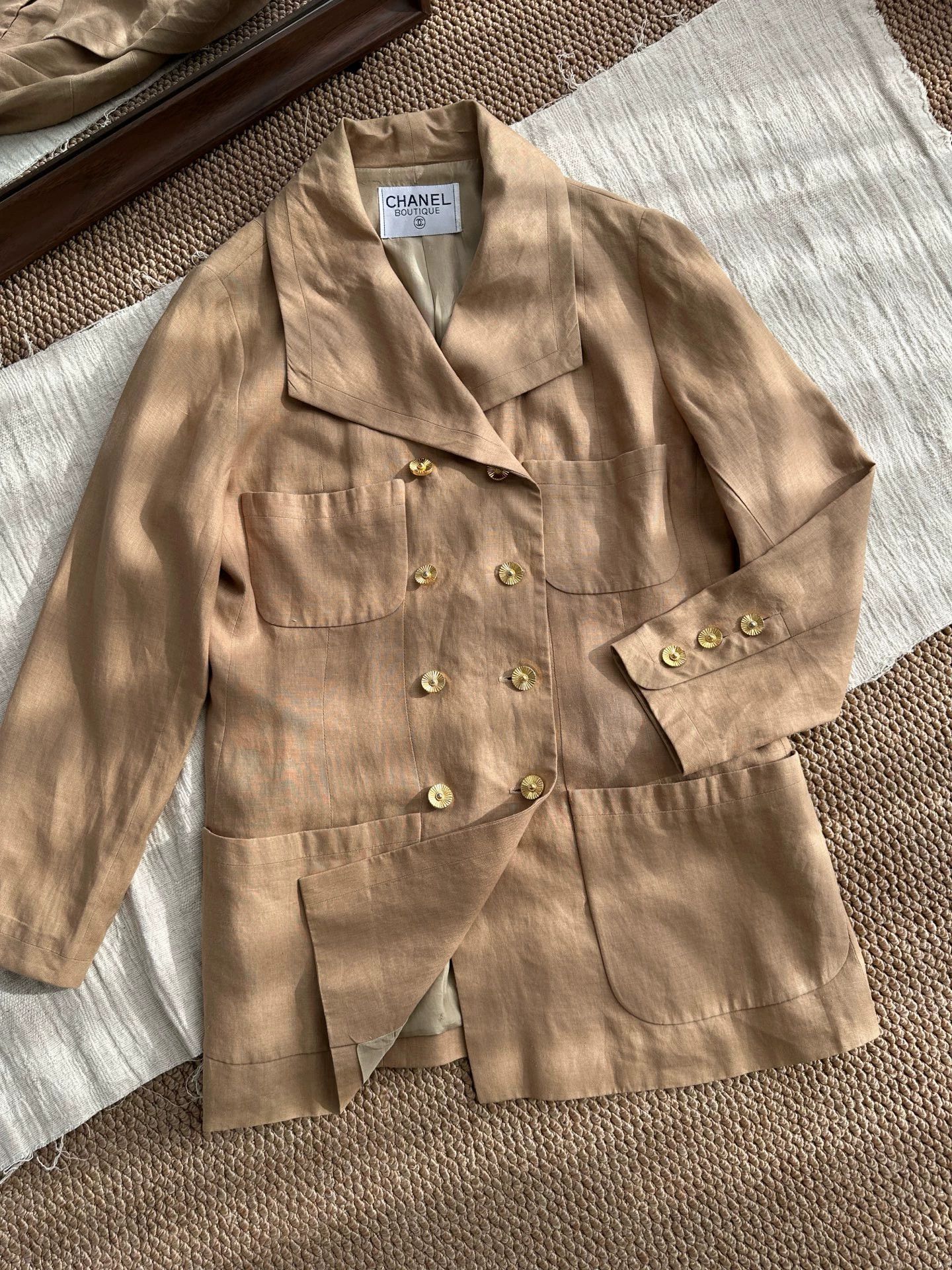 Chanel CHANEL Gold-Button Linen-Silk 4-Pocket DB Jkt Wmn Brown Size L / US 10 / IT 46 - 1 Thumbnail
