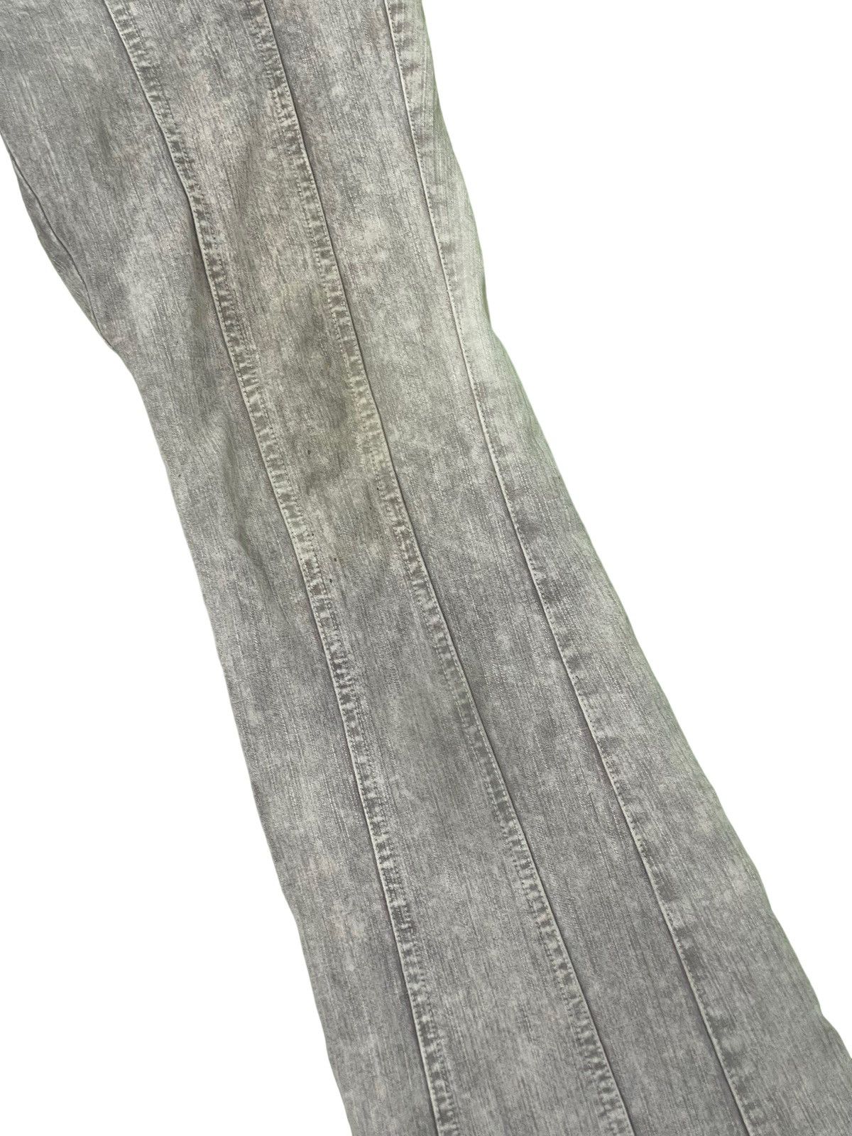 Japanese Brand Flare Jeans Full Heart Distress Stretch Boot Cut 6🟦5 Size US 28 / EU 44 - 7 Thumbnail