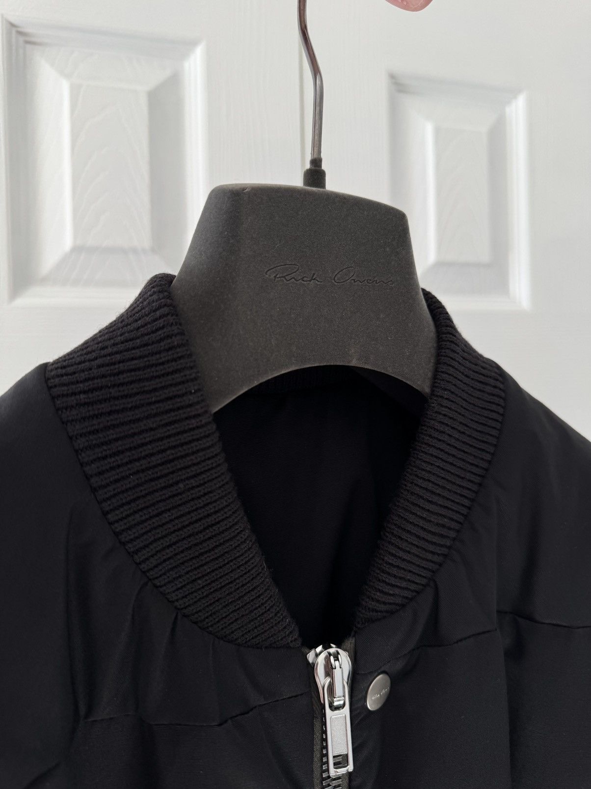 Rick Owens RARE: FW22 STROBE Padded Gauntlet Bomber Size US M / EU 48-50 / 2 - 4 Thumbnail