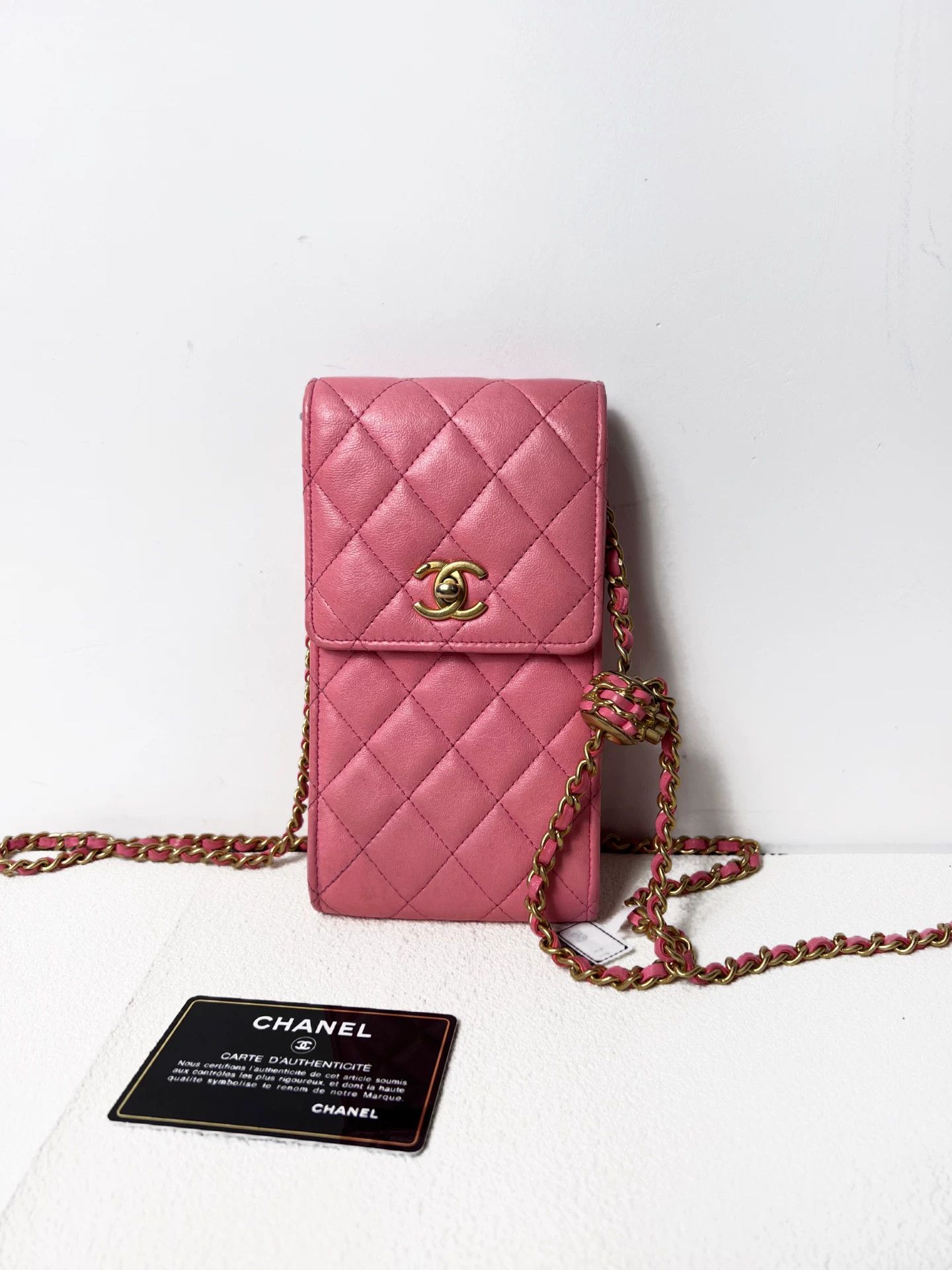Chanel Pre-loved Bag Very good condition Size ONE SIZE - 1 Thumbnail