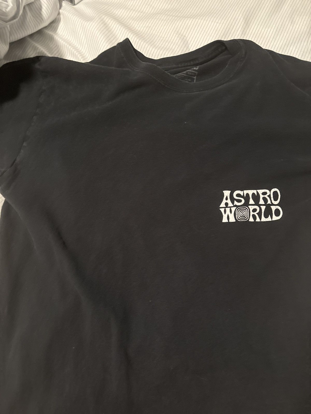 Travis Scott TRAVIS SCOTT ASTROWORLD RARE SHIRT Size US M / EU 48-50 / 2 - 1 Thumbnail