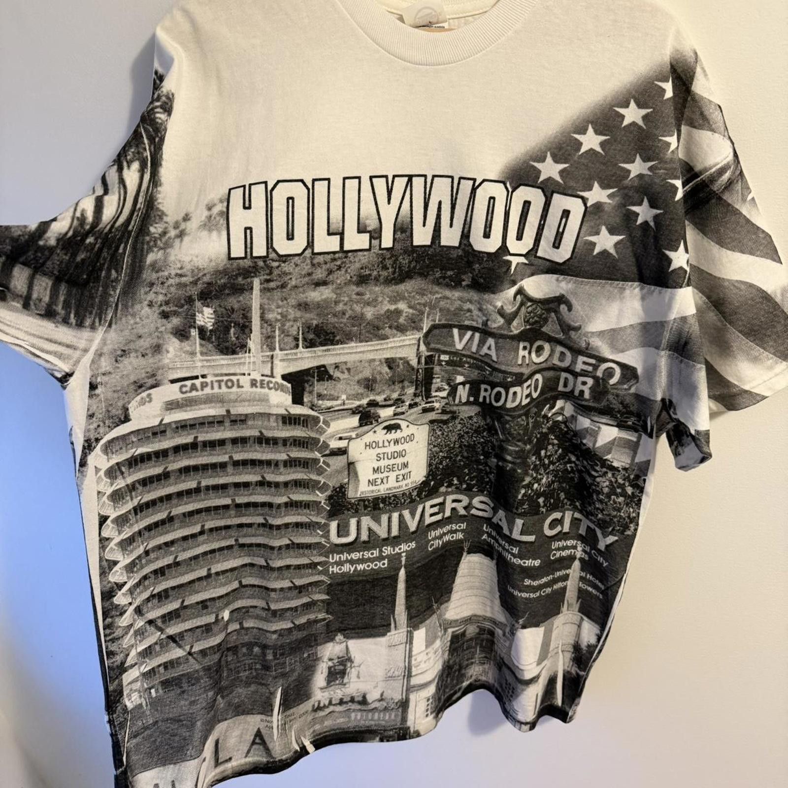 Other vintage Hollywood all over print t shirt XXL 00s Size US XXL / EU 58 / 5 - 2 Thumbnail