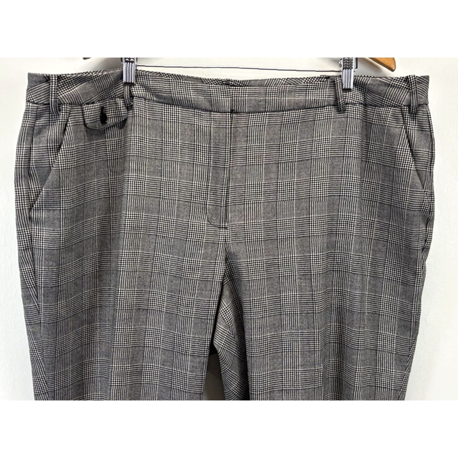 Talbots VINTAGE Talbots Heritage Dress Pants Plaid Wool Blend 22W Women Plus Pants Black White Career Womens Size 40" / US 18 - 2 Thumbnail