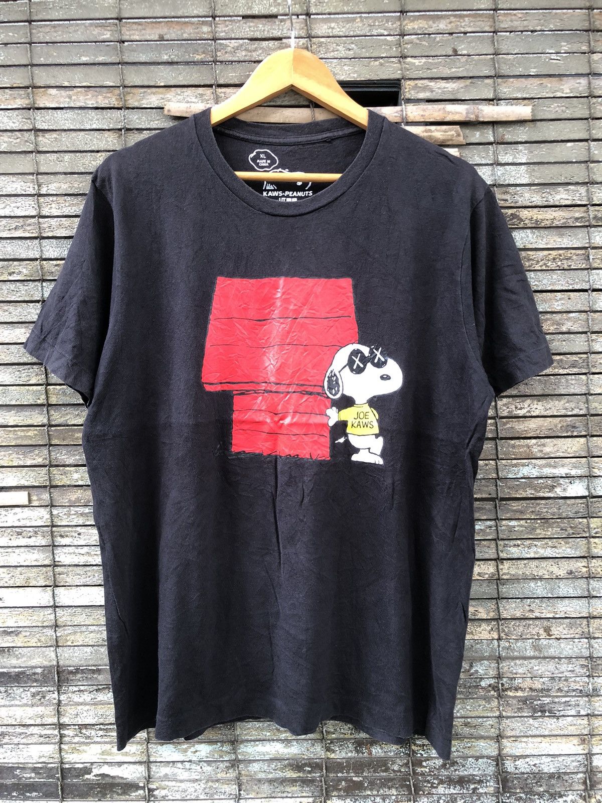 Japanese Brand × Vintage UT x Kaws x Joe Peanuts Japanese Brands Tshirt Size US XL / EU 56 / 4 - 1 Thumbnail