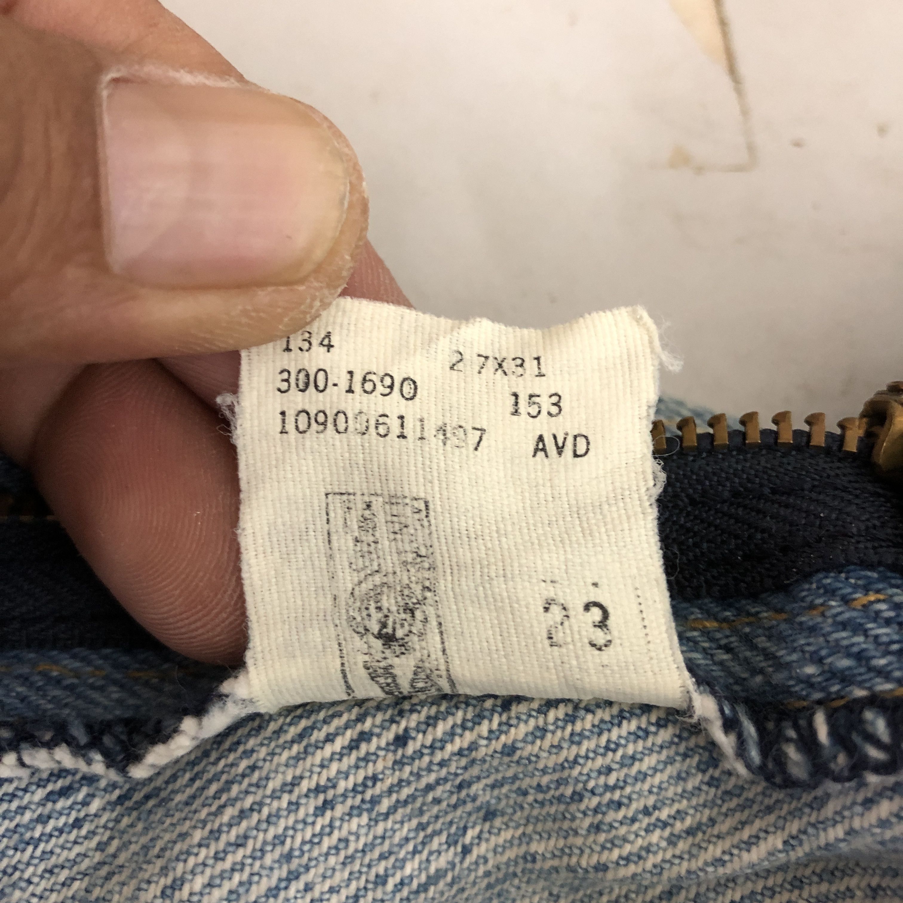 Lee Vintage 80s Lee Jeans Light Wash Lee Sun Faded Denim Size 24" / US 00 / IT 34 - 7 Thumbnail