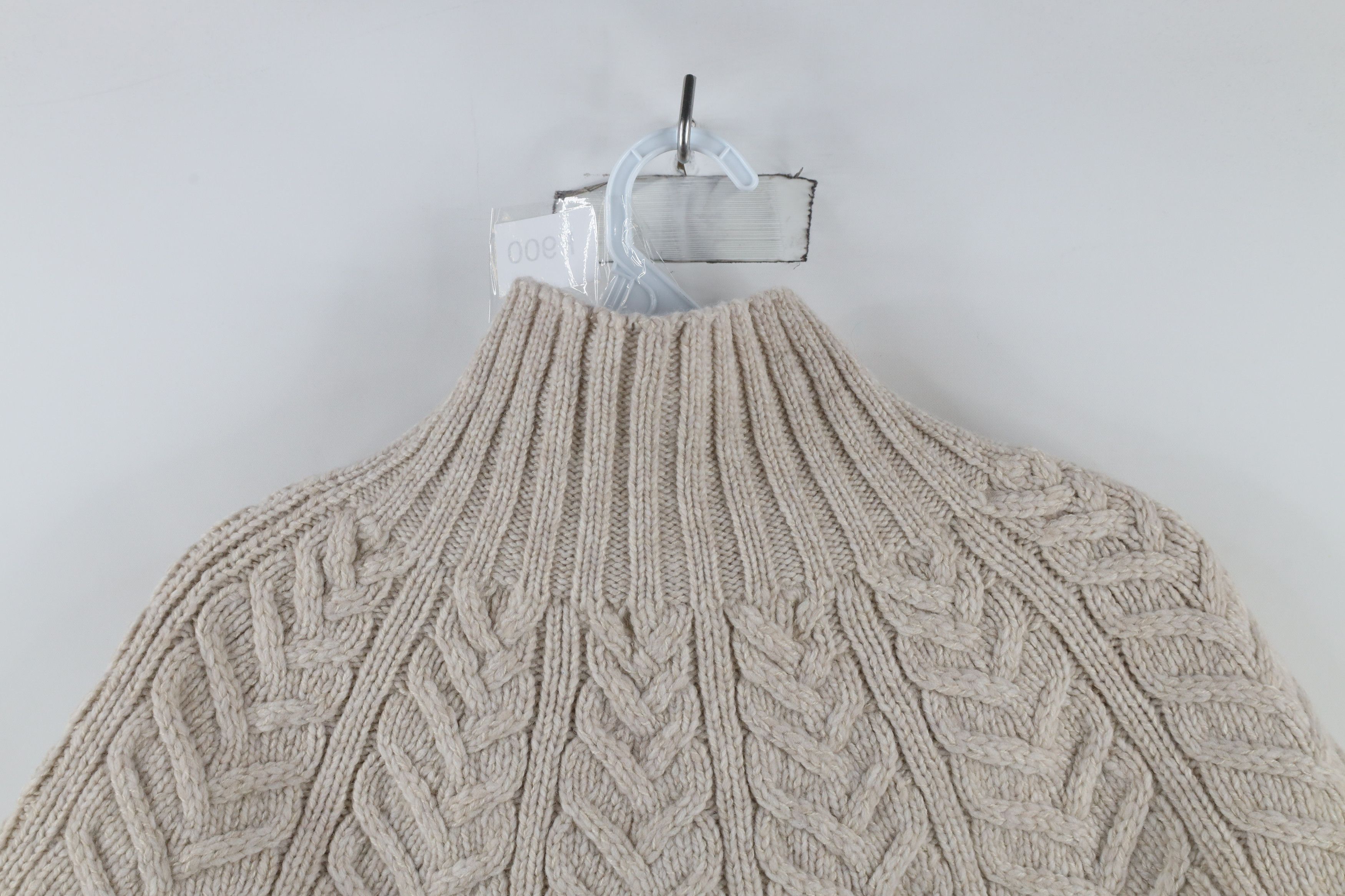 Vintage Deadstock Vintage Irish Shoulder Warmer Capelet Sweater Size M / US 6-8 / IT 42-44 - 11 Thumbnail