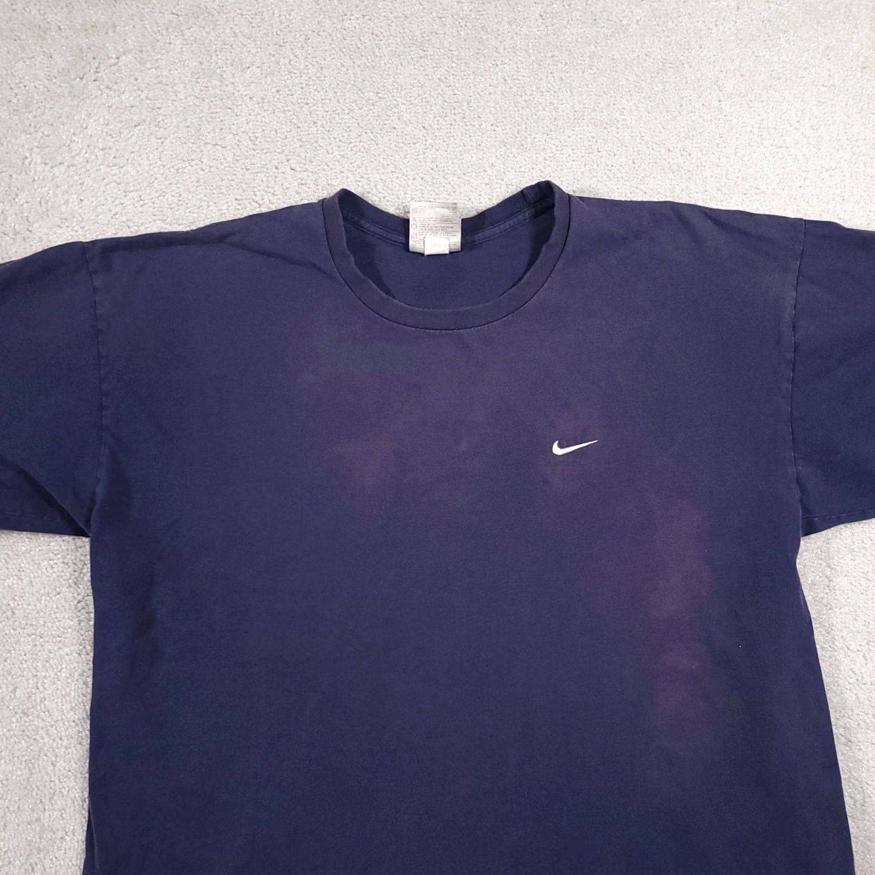 Nike VINTAGE Nike Shirt 90s Navy Essentials Embroidered Logo Mens Large Blue Cotton Knit Short Sleeve Crew Neck T-Shirt Size US L / EU 52-54 / 3 - 3 Thumbnail