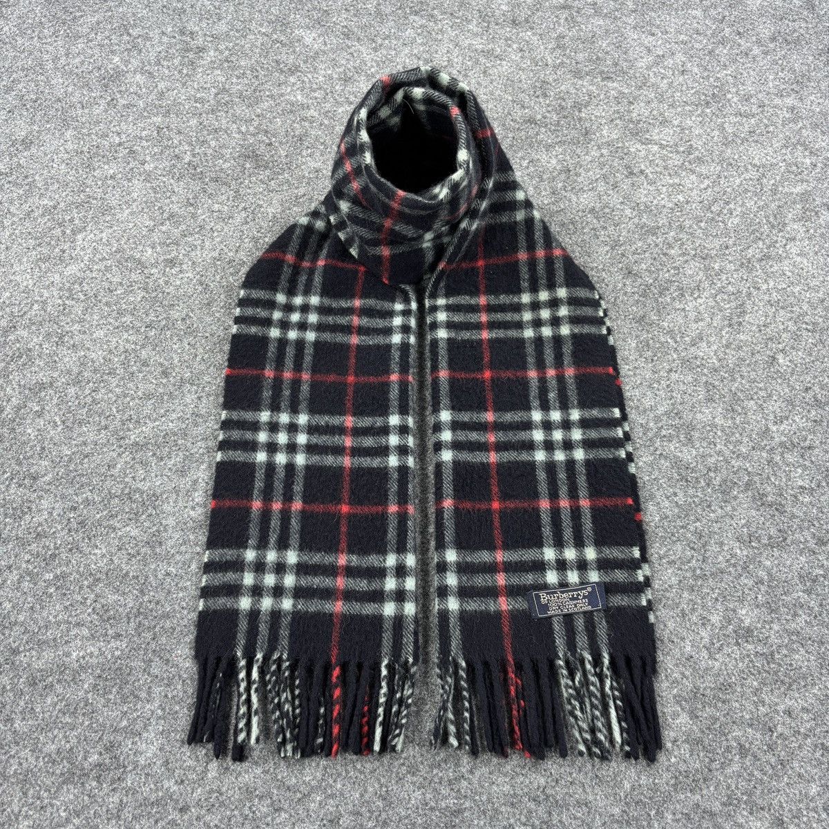 Burberry Scarf # D735 # Muffler # Neckwear # Nova Check