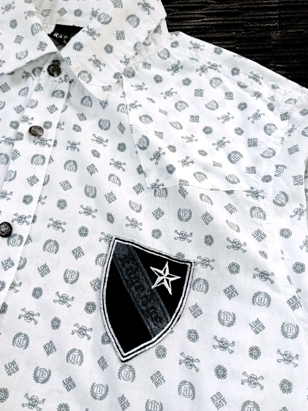 Japanese Brand Badboy full Skull print Y2K Poem Shirt Size US L / EU 52-54 / 3 - 13 Thumbnail