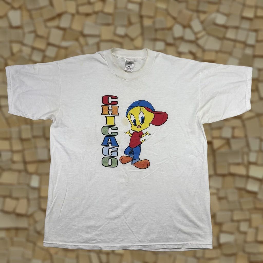 Fruit Of The Loom VINTAGE Rainbow Chicago Tweety Bird Shirt White XL Unisex 1990s Graphic Tee Looney Tunes Pride Size US XL / EU 56 / 4 - 1 Thumbnail