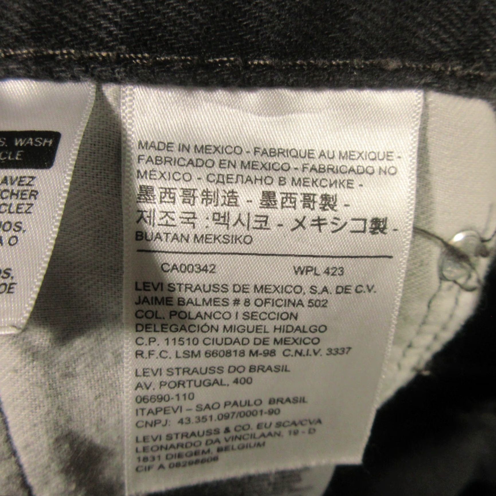 Levi's Levi's 505 Shorts Womens 31 Black Denim Cut Off Button Stretch Mid Rise 5-Pocket Jeans Shortss Size 24" / US 00 / IT 34 - 7 Thumbnail
