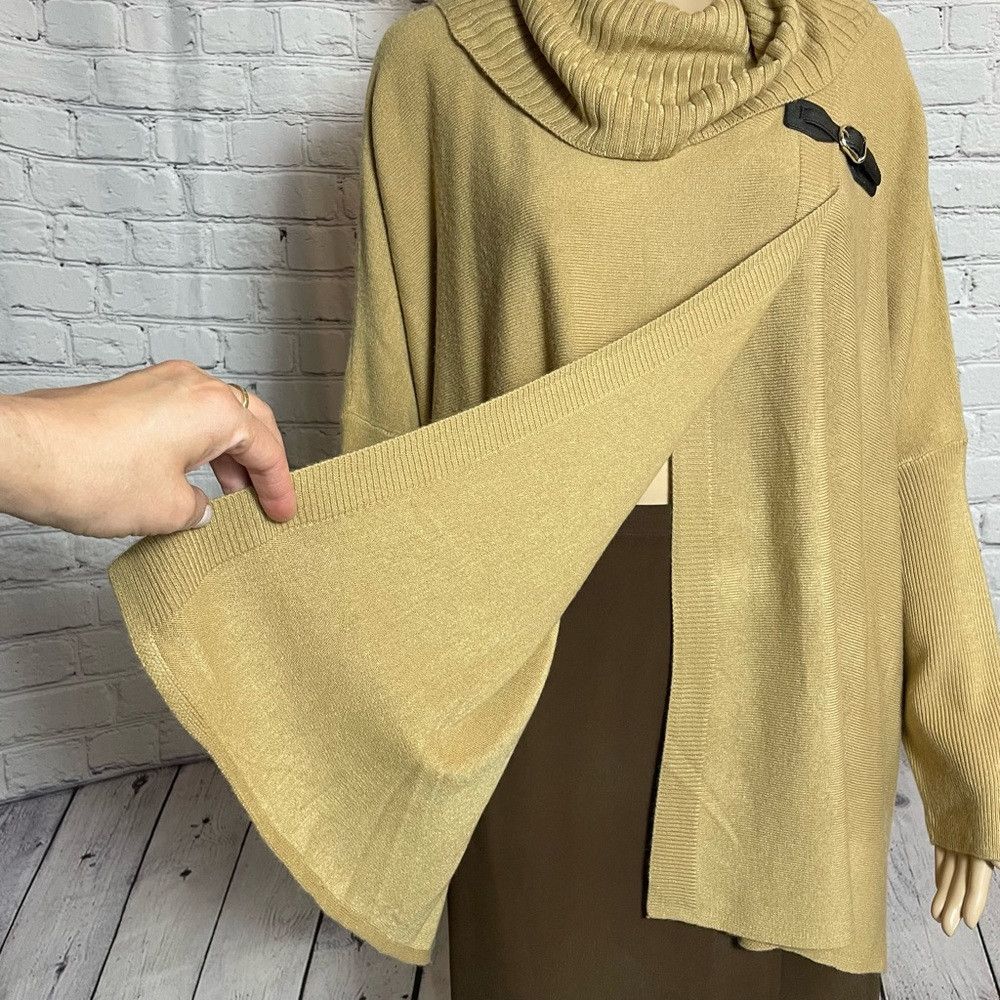 Other New Napa Valley Beige Cowl Buckle Sweater Size L/XL Petite Size L / US 10 / IT 46 - 4 Thumbnail