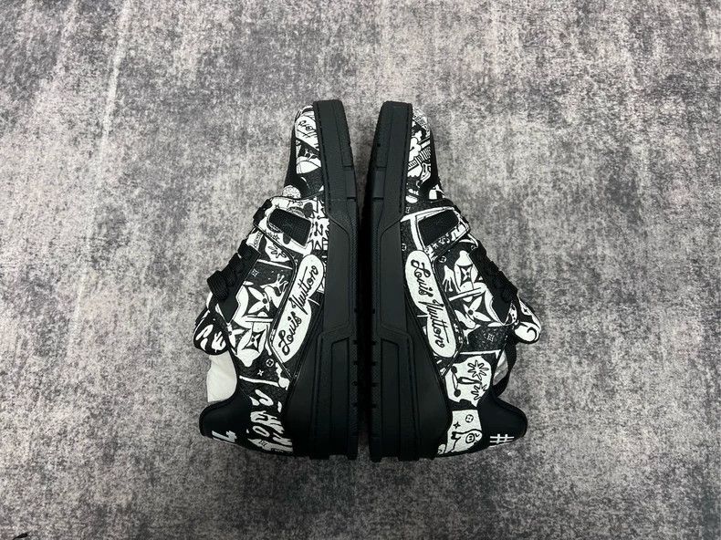 Louis Vuitton Louis Vuitton TRAINER Black and White Graffiti Cartoon Boa Size US 8 / EU 41 - 5 Thumbnail