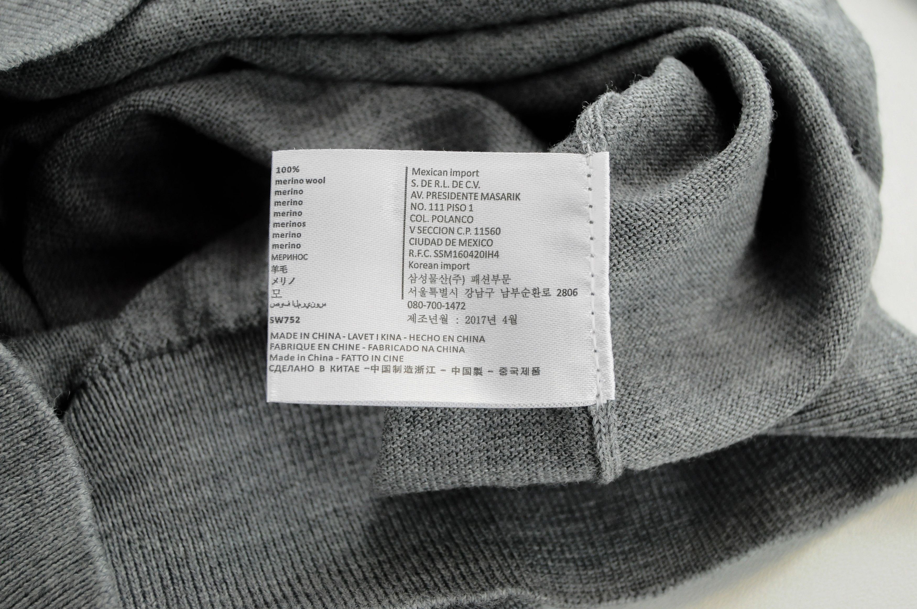 Suitsupply S Grey Merino Wool V-Neck Sweater 57332 Size US S / EU 44-46 / 1 - 7 Thumbnail