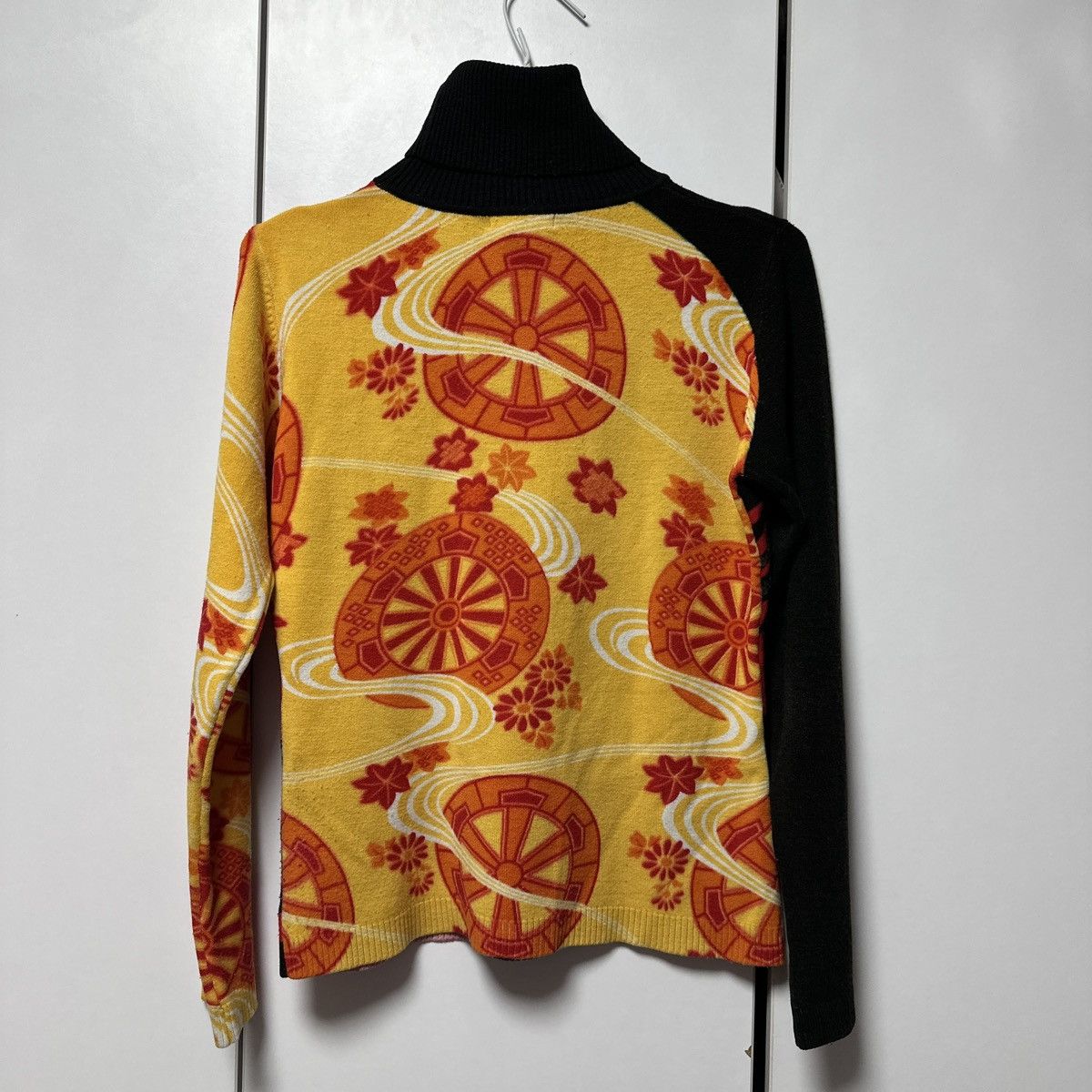 Custo Barcelona Custo Barcelona turtle neck long sleeve top Size S / US 4 / IT 40 - 7 Thumbnail
