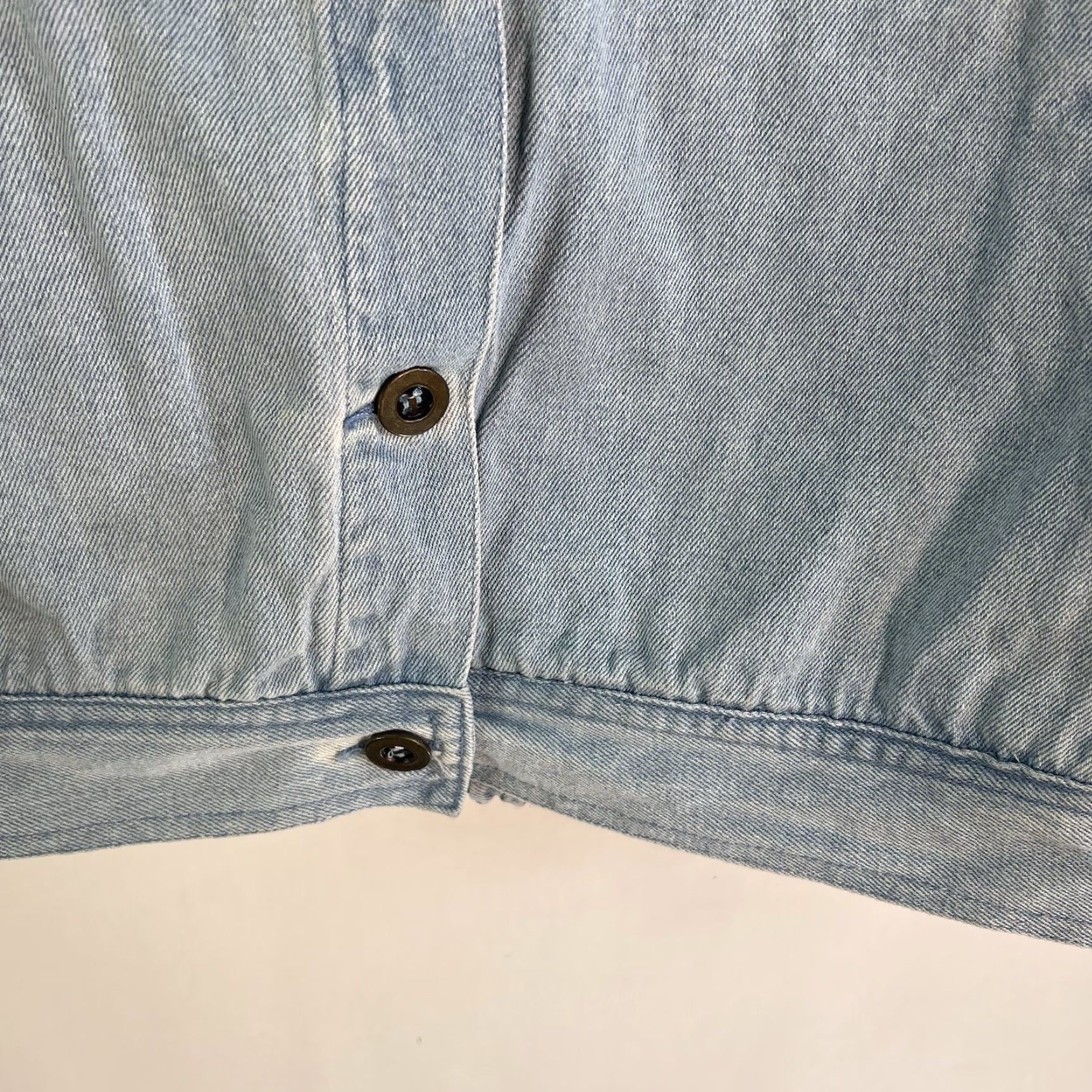 Vintage VINTAGE Alfred Dunner Denim Blue Jean Jacket Womens Size M Size 32" / US 10 / IT 46 - 4 Thumbnail