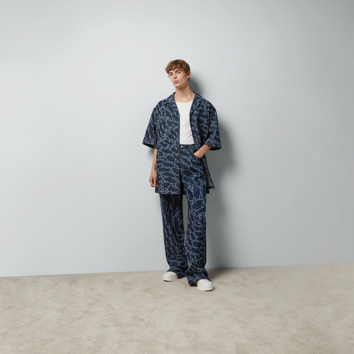 Gucci o1mt1gz0325 Wavy GG Laser Print Denim Shirt in Dark Blue Size US L / EU 52-54 / 3 - 2 Thumbnail