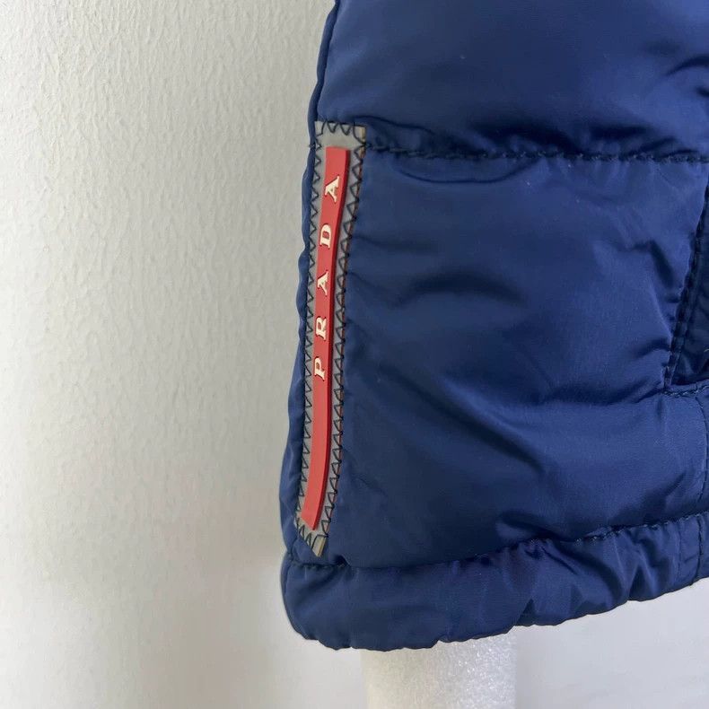 Prada Prada Navy Blue Down Vest -2505 Size M / US 6-8 / IT 42-44 - 4 Thumbnail
