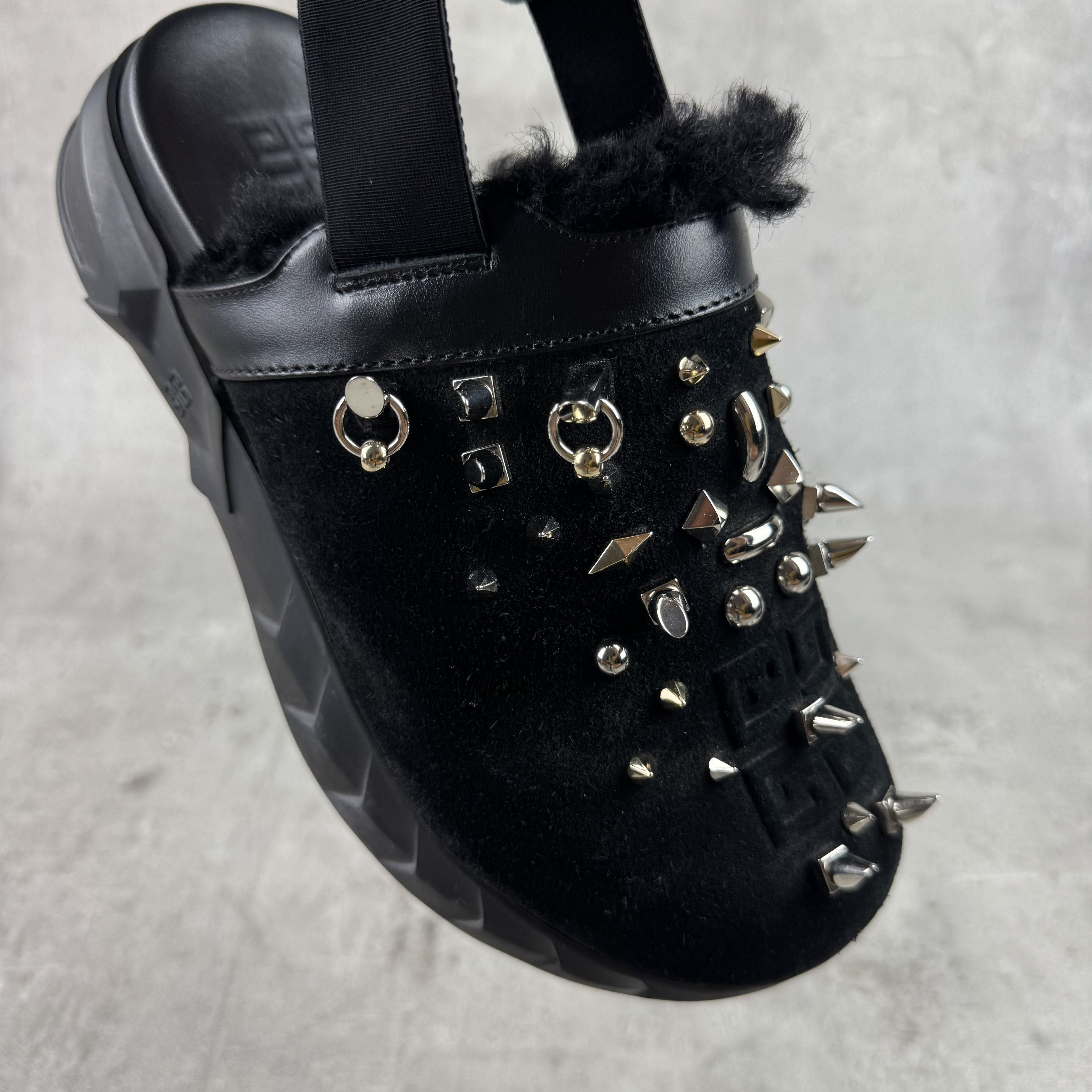Givenchy GIVENCHY Marshmallow Spiked Shearling Slingback Clogs Mules Size US 7 / EU 40 - 14 Thumbnail