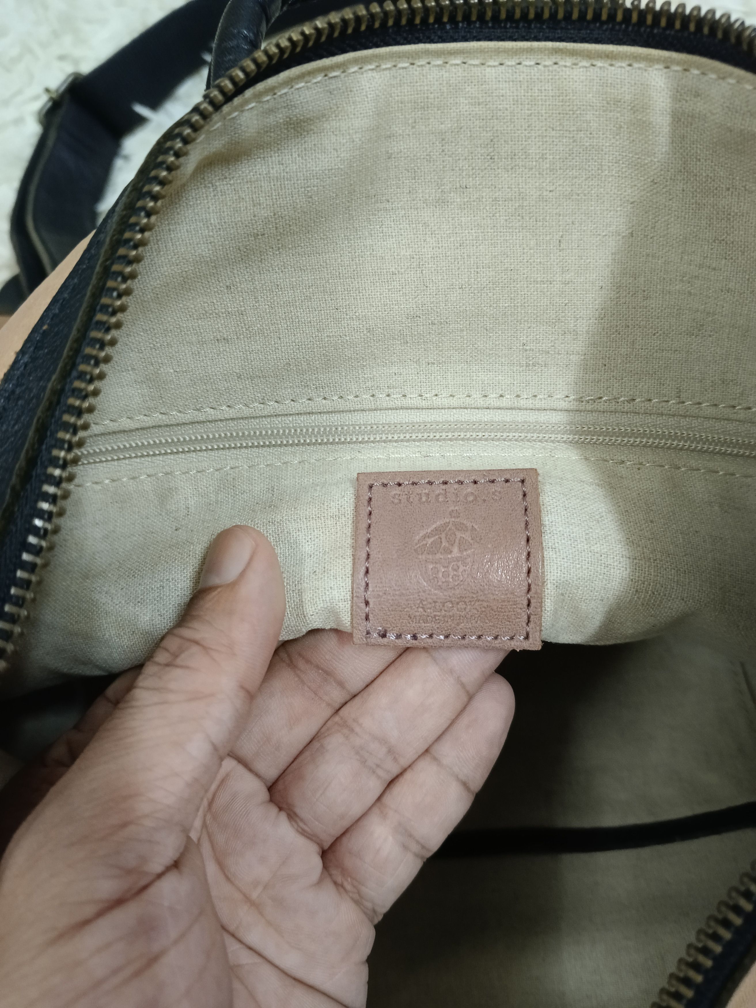 Leather Studios Leather Bagpack Size ONE SIZE - 9 Thumbnail