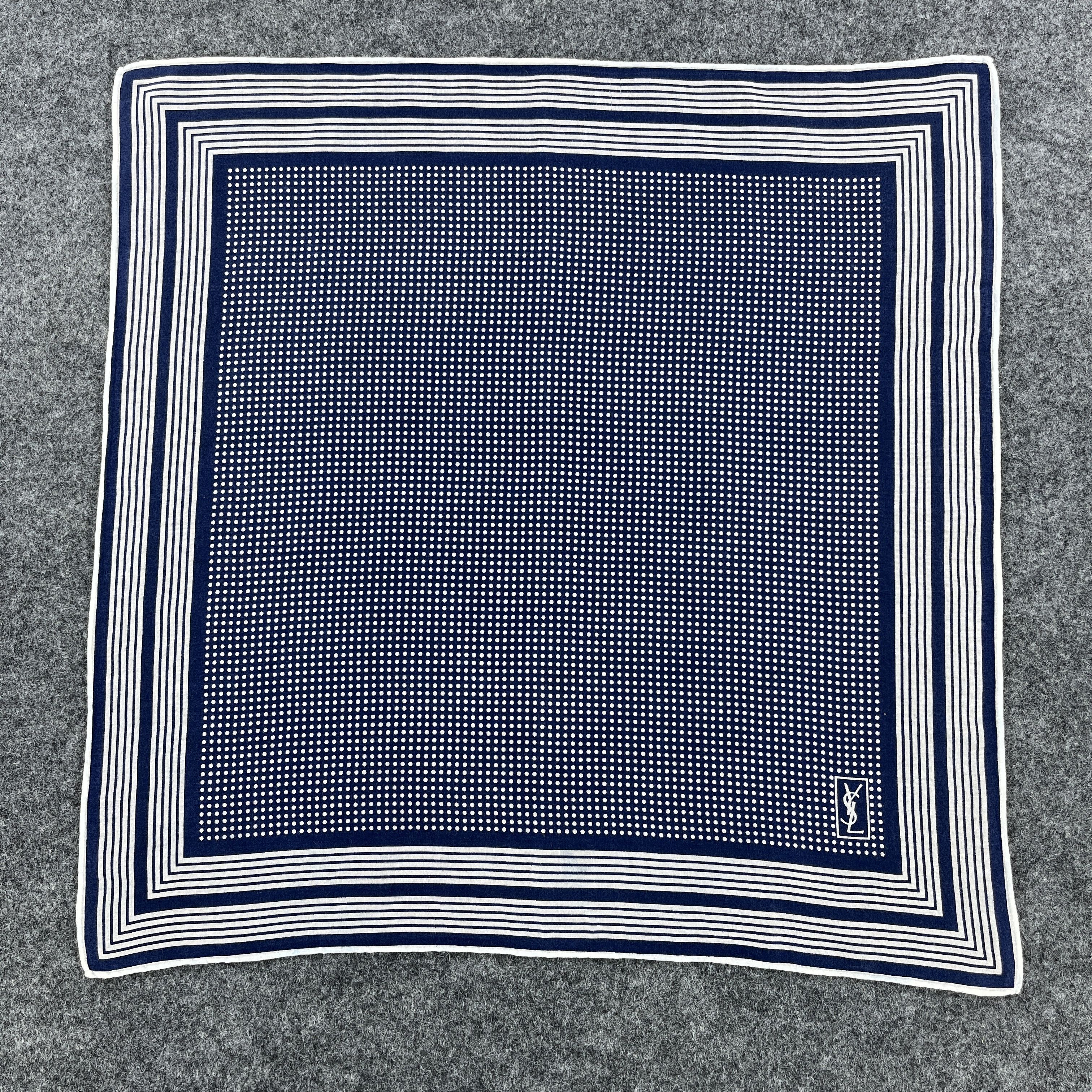 Vintage × Yves Saint Laurent Yves Saint Laurent Handkerchief / Bandana / Neckerchief B008 Size ONE SIZE - 1 Thumbnail