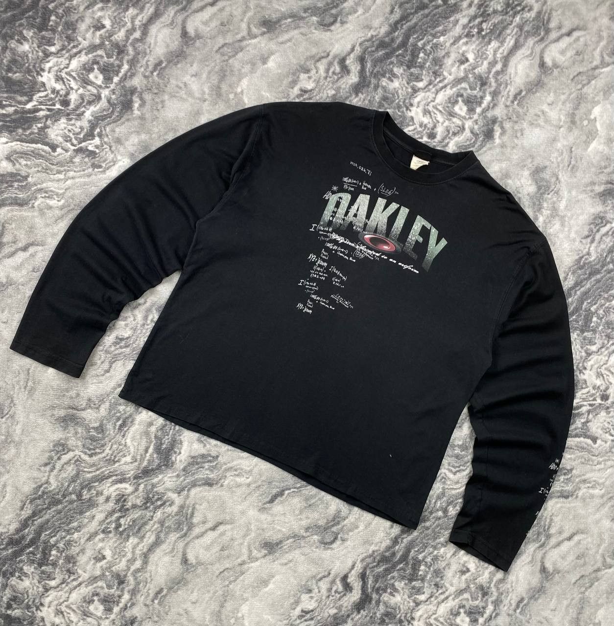 Oakley Vintage Oakley Software Long Sleeve 00s Big Logo Men Size US XL / EU 56 / 4 - 1 Thumbnail