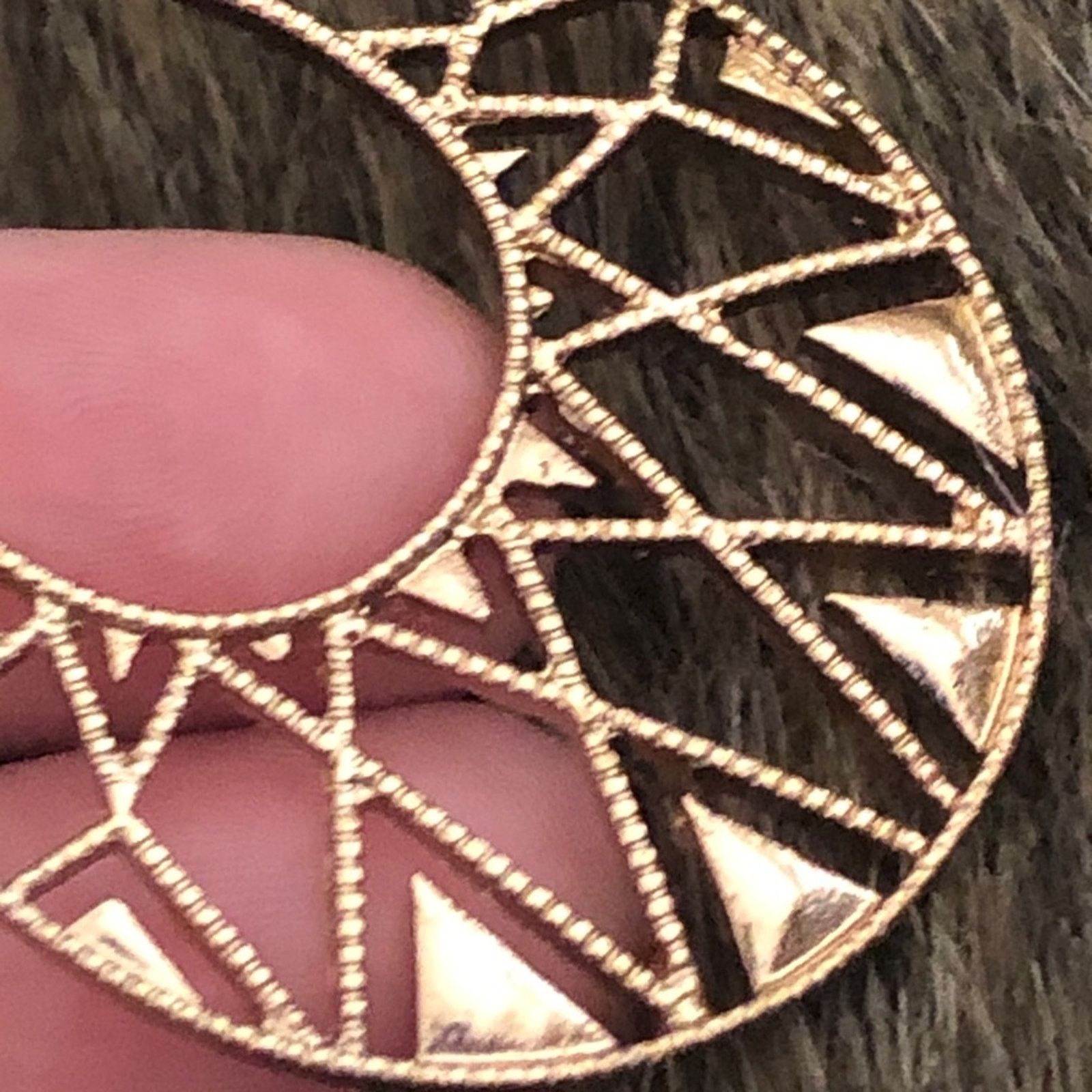 Vintage Vintage gold tone large statement earrings Size ONE SIZE - 4 Thumbnail