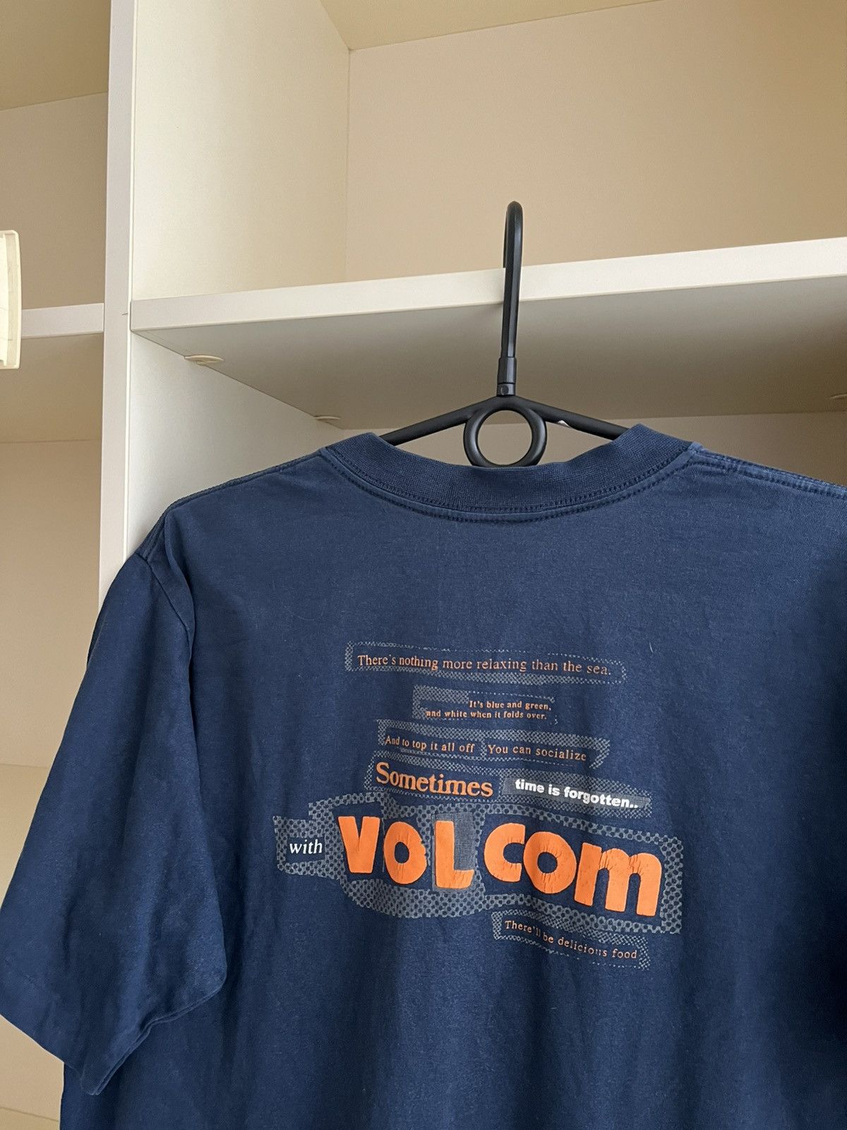 Vintage Vintage 1990s Volcom Tee T-Shirt Size L Size US L / EU 52-54 / 3 - 11 Thumbnail