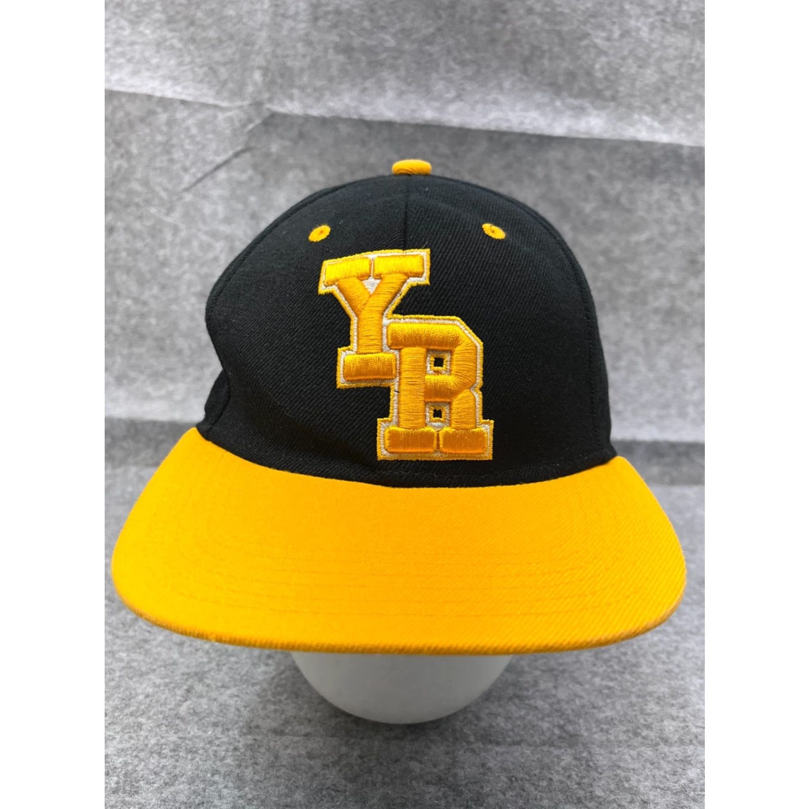 Vintage Young & Reckless Hat Cap Snap Back Adult One Size Black Yellow Acrylic Wool Size ONE SIZE - 2 Thumbnail