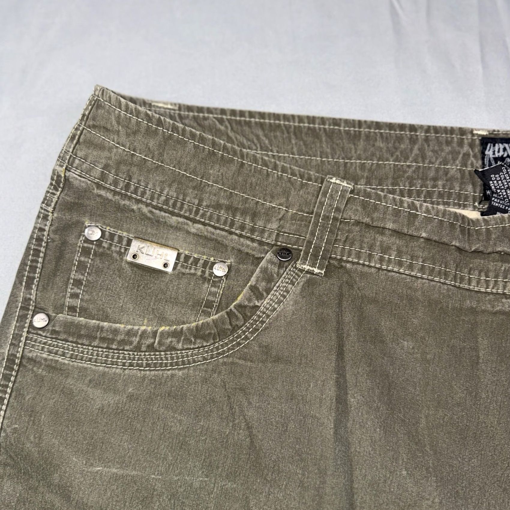 Vintage Kühl Revolvr Pants Mens 40x30 Green Canvas Hiking Outdoor Relaxed Straight Leg 5-Pocket Khaki Oliv e Green Mens Size US 40 / EU 56 - 7 Thumbnail