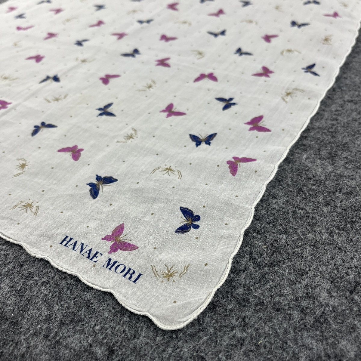 Hanae Mori × Japanese Brand Hanae Mori Bandana / Handkerchief / Neckerchief B372 Size ONE SIZE - 5 Thumbnail