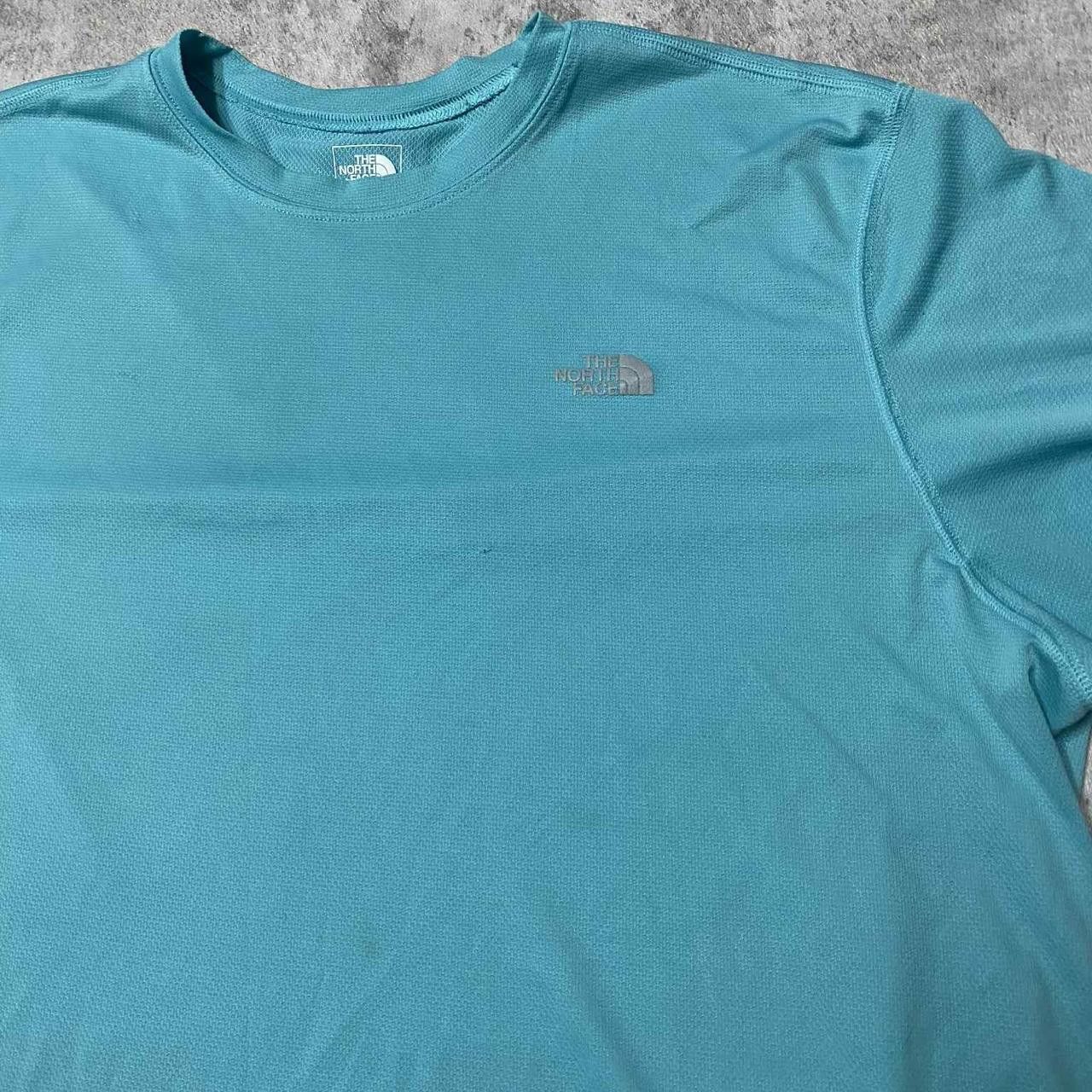 The North Face The North Face blue and white sportswear t-shirt Size US XL / EU 56 / 4 - 4 Thumbnail