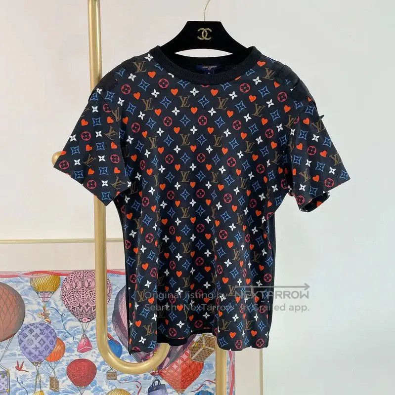 Louis Vuitton Louis Vuitton Printed Black Cotton T. Size M / US 6-8 / IT 42-44 - 1 Thumbnail