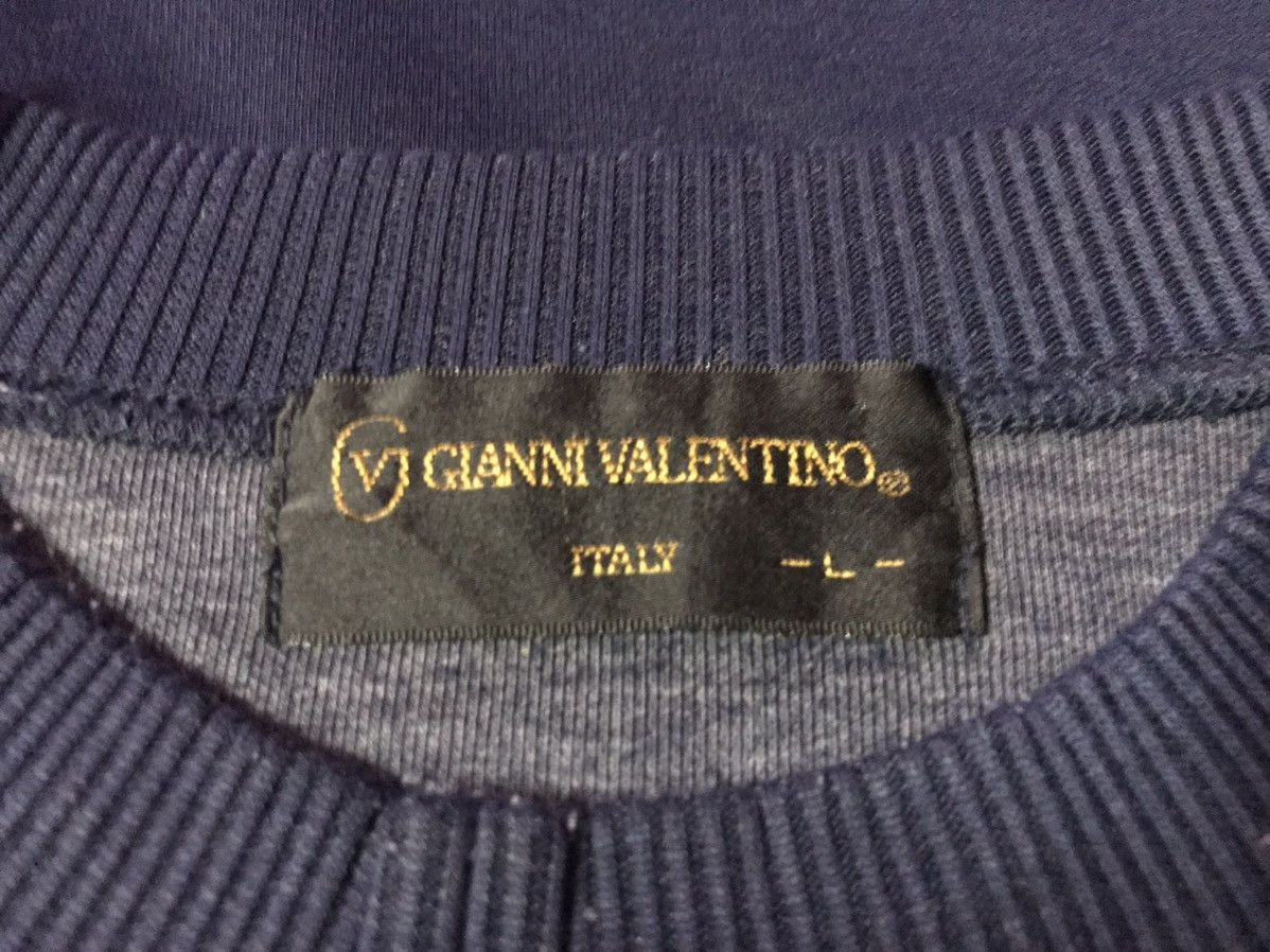 Gianni Valentino Vintage Gianni Valentino Italy Sweatshirts Size L Size US L / EU 52-54 / 3 - 4 Thumbnail