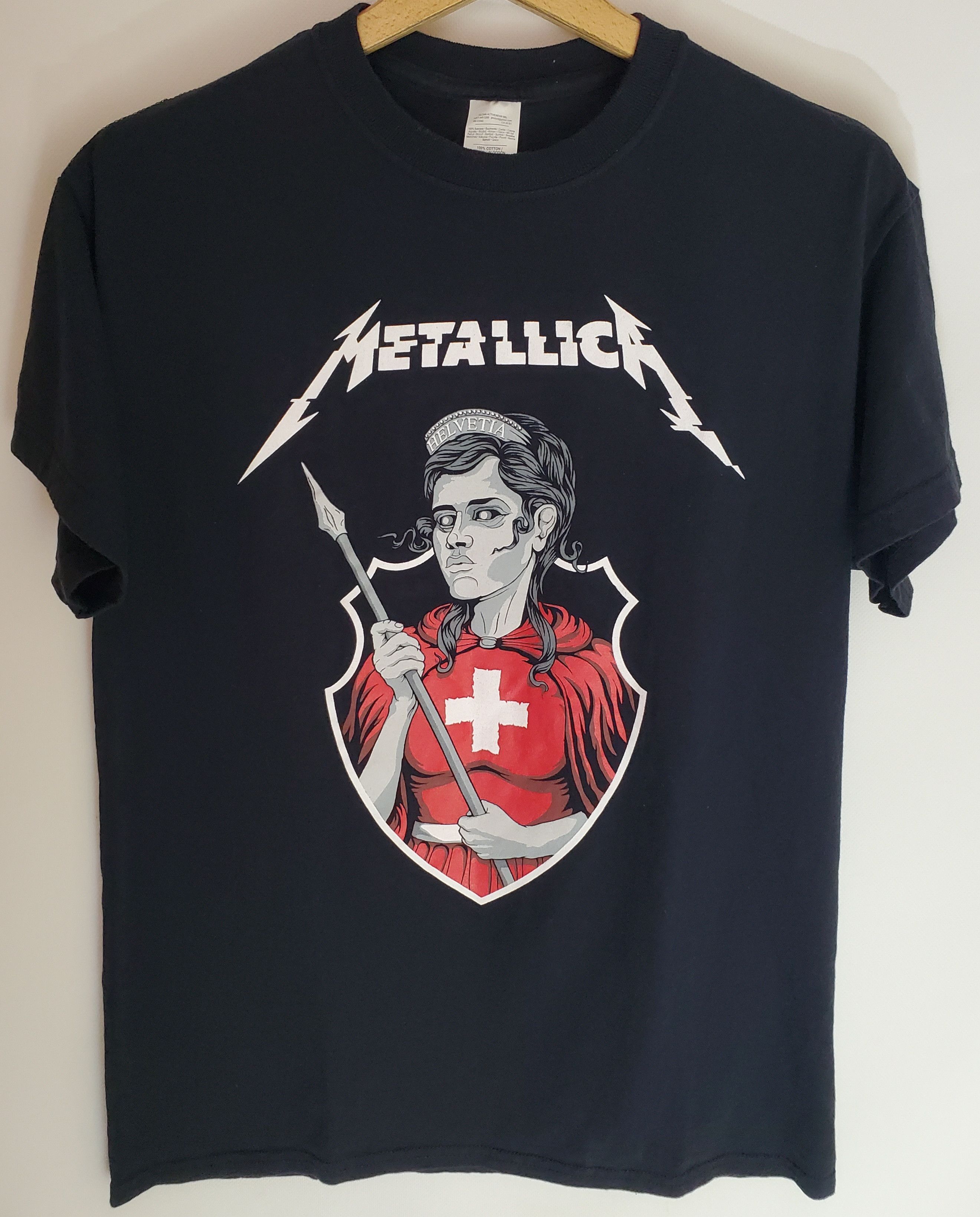 Band Tees Metallica damaged Switzerland Tshirt size M Size US M / EU 48-50 / 2 - 1 Thumbnail