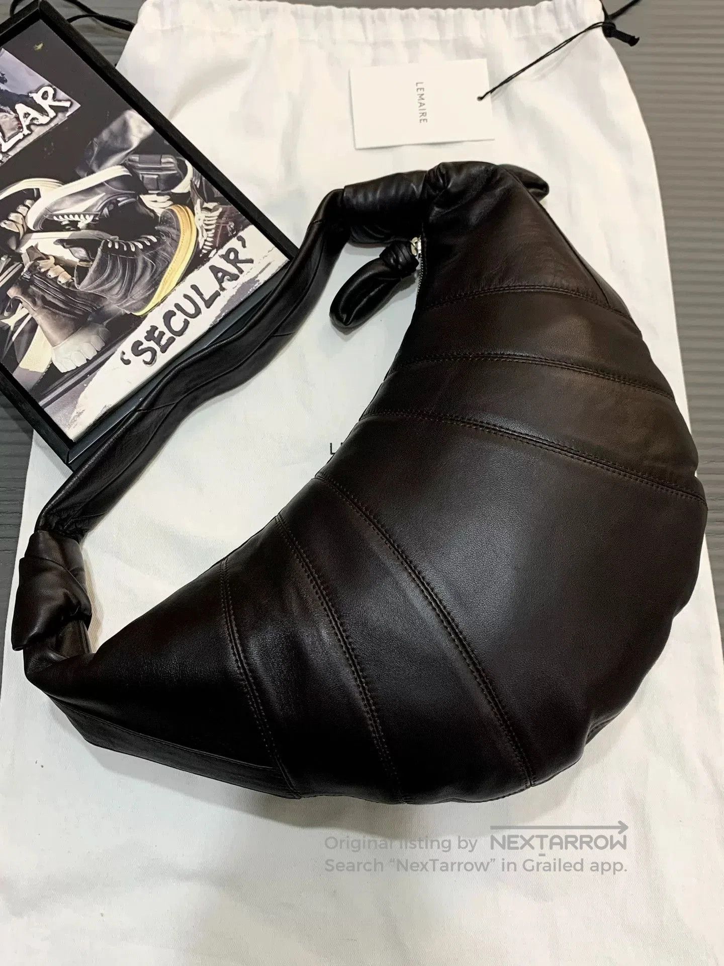 Lemaire Lemaire 25FW Large Dark Chocolate Hobo. Size ONE SIZE - 2 Thumbnail