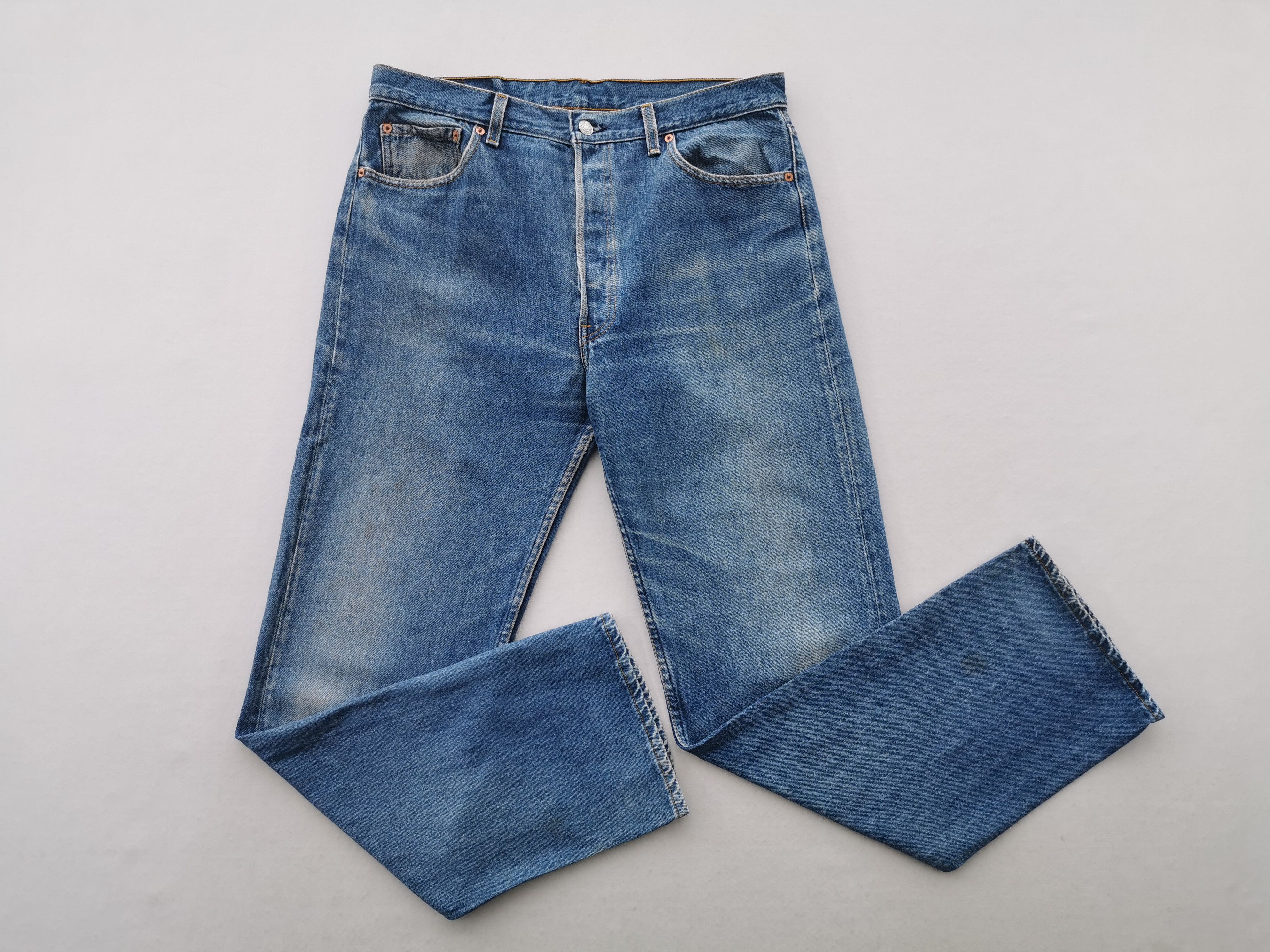 Levi's Vintage 90's Levis Lot 501 Denim Made In USA Size 30/36x32 Size US 36 / EU 52 - 4 Thumbnail