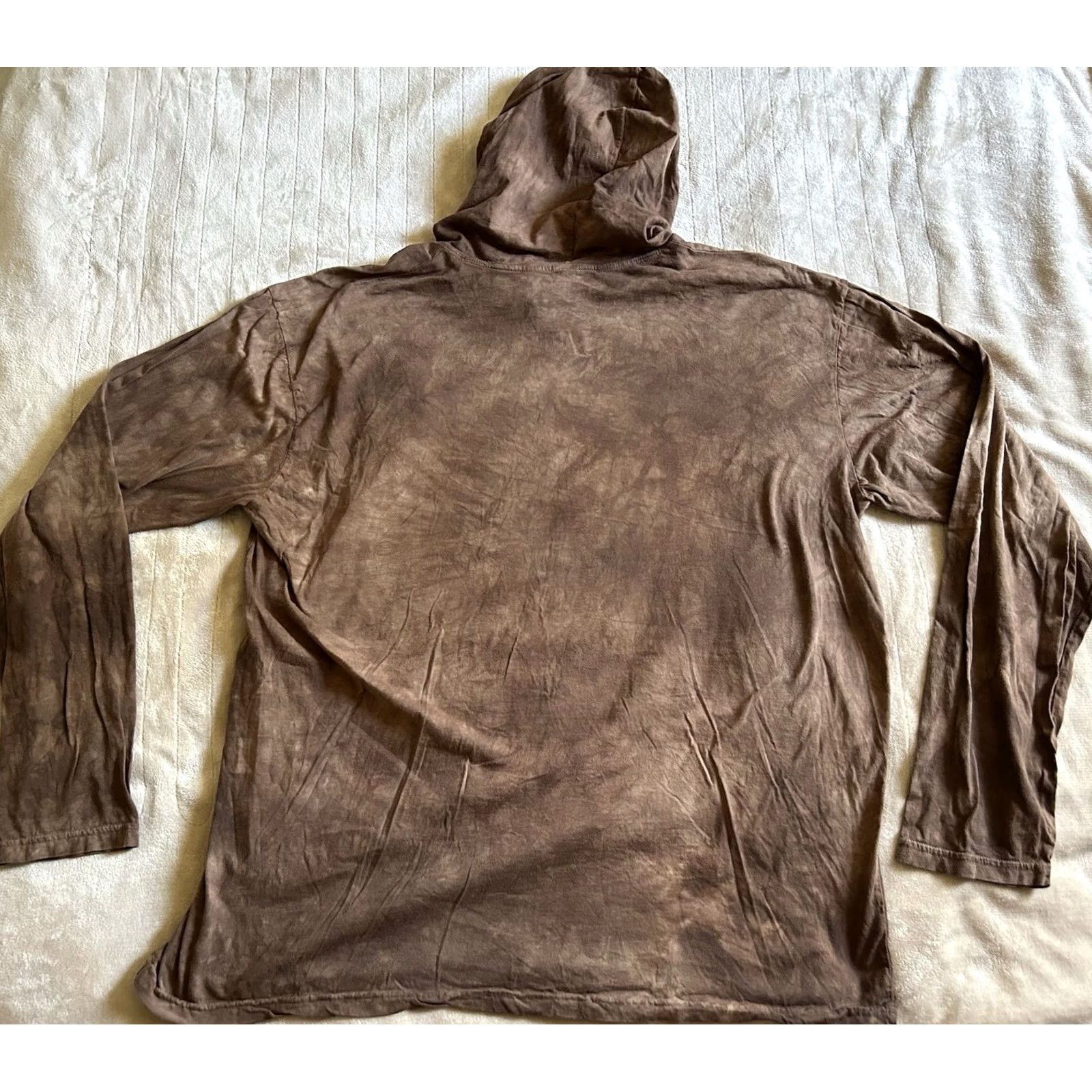 The Mountain The Mountain Hungry Eyes Hooded Light Weight Long Sleeve Shirt Size 2XL NWT Size XXL / US 16-18 / IT 52-54 - 2 Thumbnail