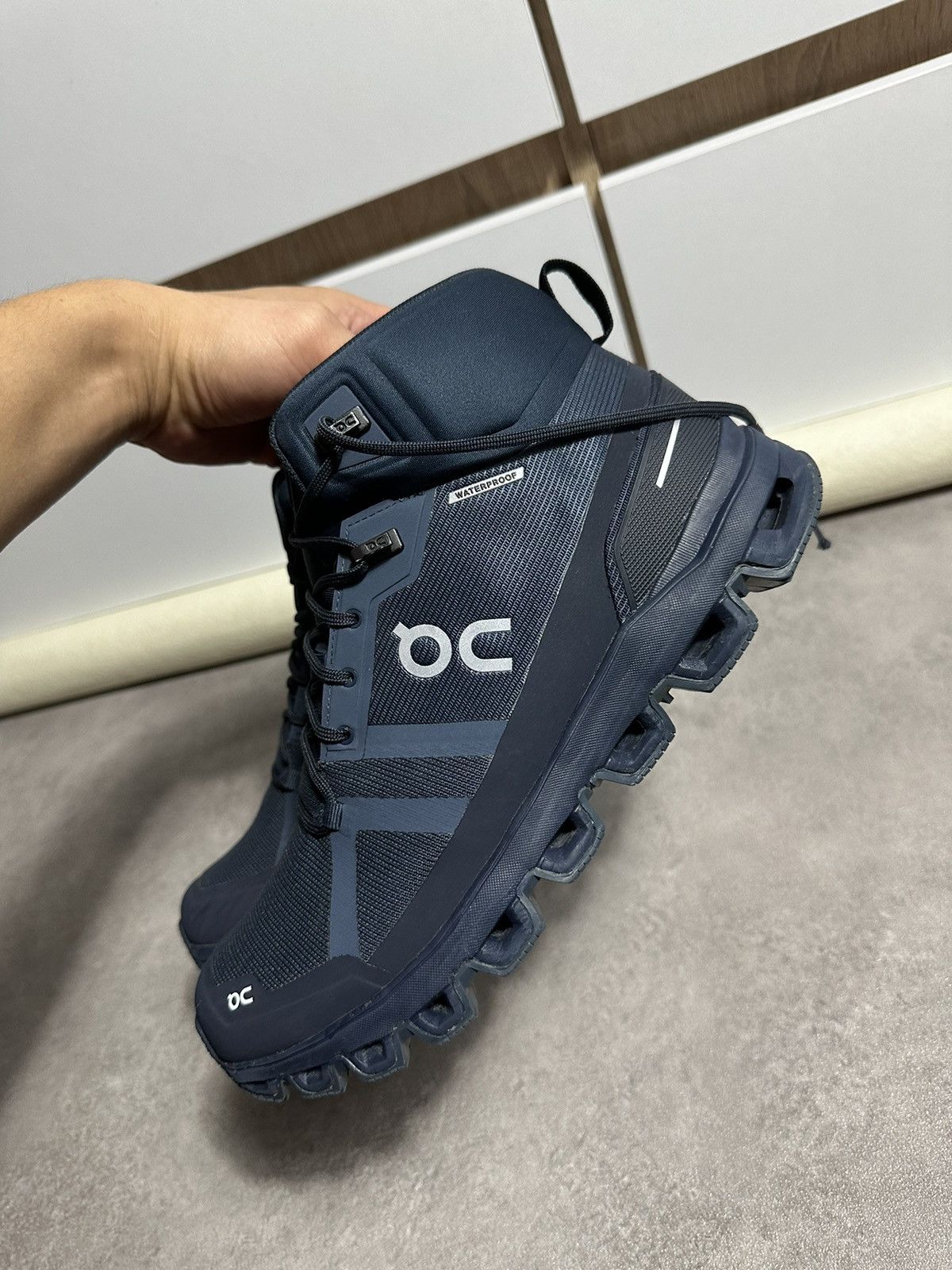 On Mens Outdoor Sneakers On Cloud Waterproof Gore-Tex Size US 8 / EU 41 - 4 Thumbnail