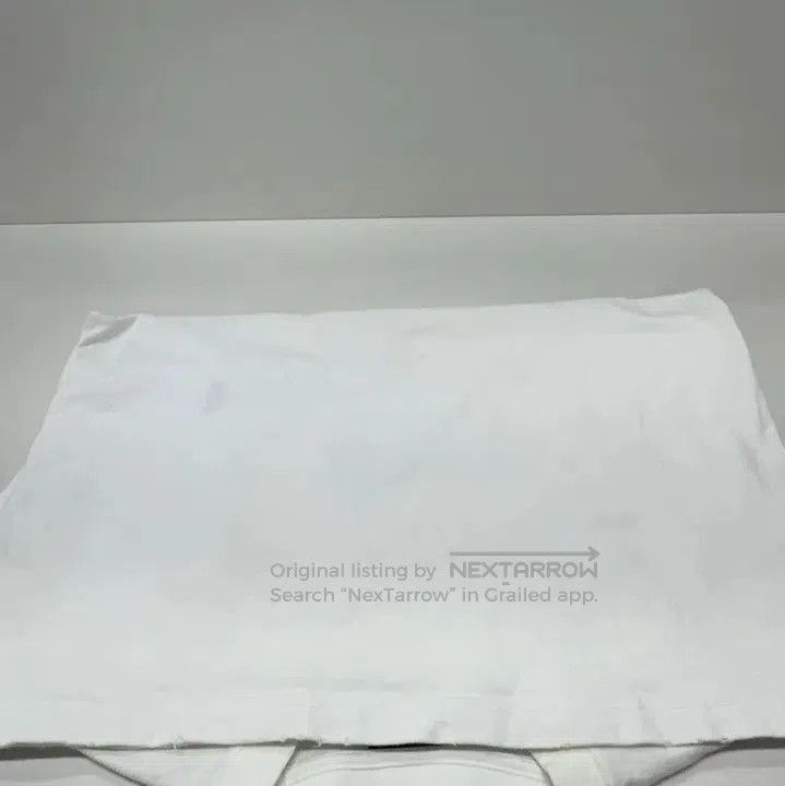 Balenciaga Balenciaga Graphic Print White Short Sleeve T. Size US XS / EU 42 / 0 - 7 Thumbnail