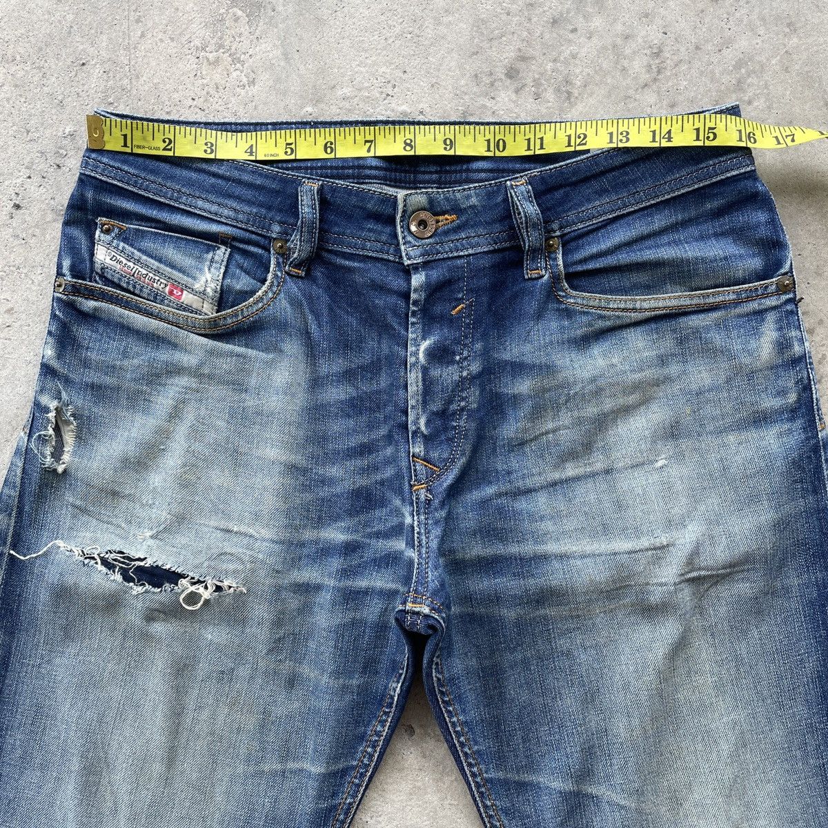 Diesel Vintage Diesel Industry Distressed Jeans Denim Faded Pants Size US 32 / EU 48 - 5 Thumbnail