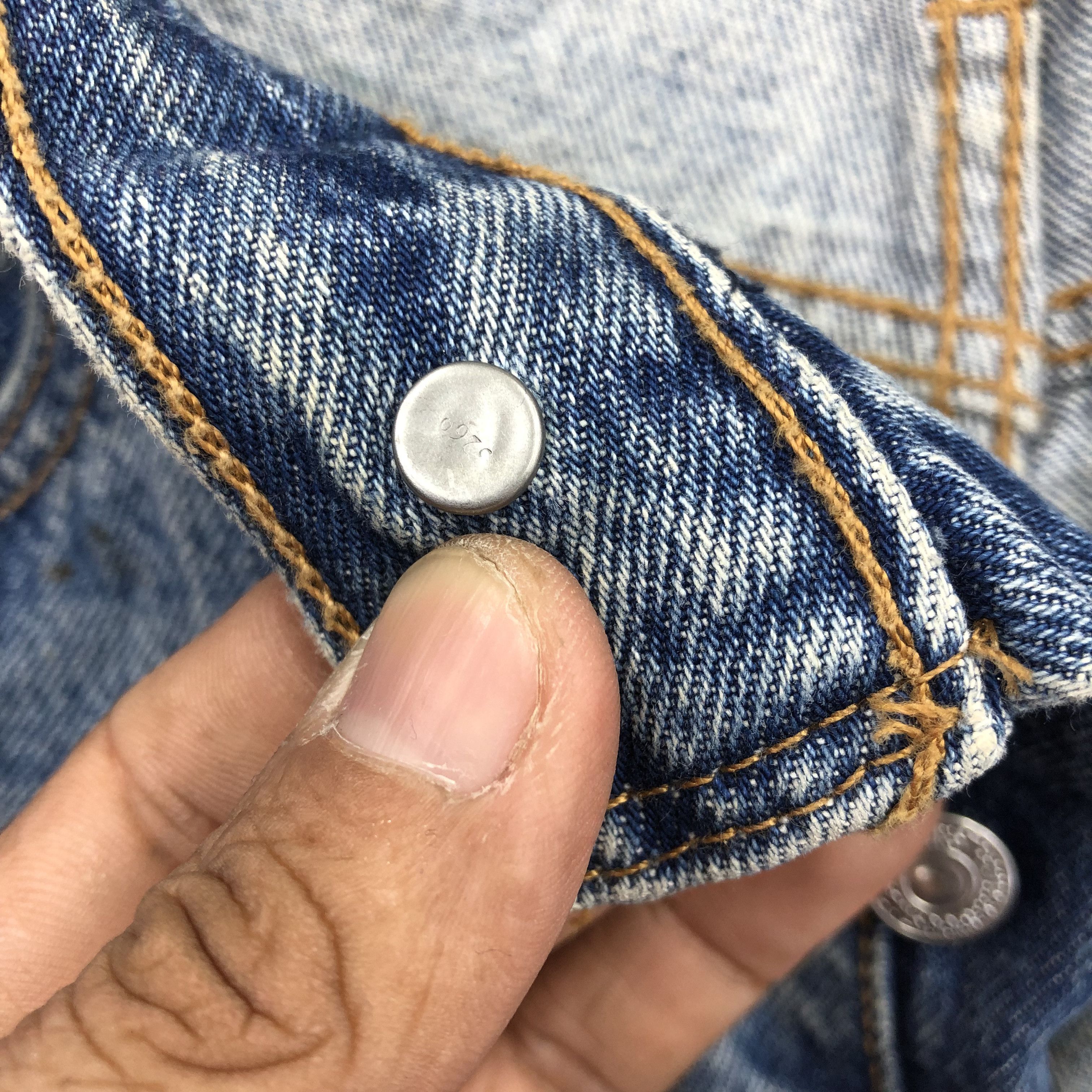 Levi's Vintage Levis 501 Sun Faded Jeans Levi's Light Wash Denim Size US 30 / EU 46 - 7 Thumbnail