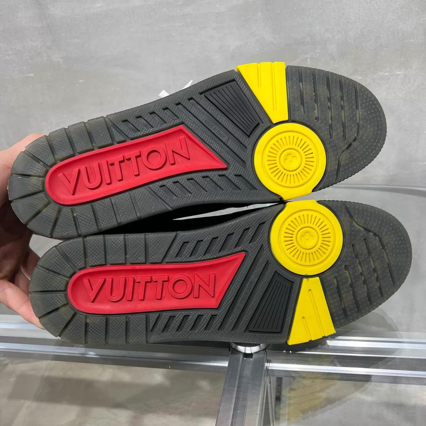 Louis Vuitton Louis Vuitton LV Trainer Black Samurai UK8.5/42.5 Size US 9.5 / EU 42-43 - 7 Thumbnail
