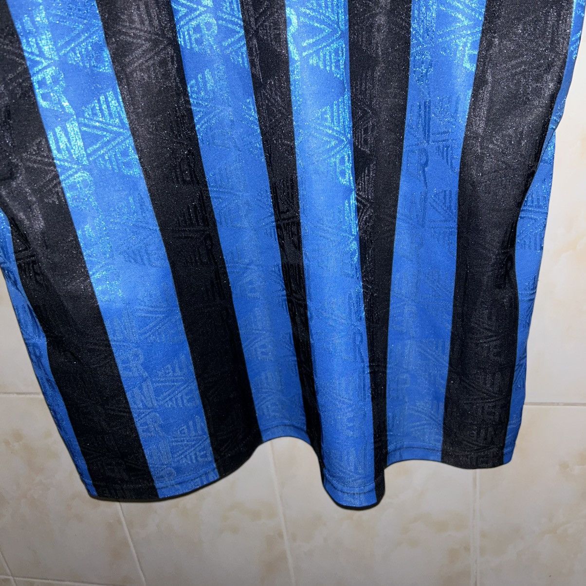 Umbro ORIGINAL Umbro x Inter Milan 1991/1992 Home Jersey England Size US L / EU 52-54 / 3 - 13 Thumbnail